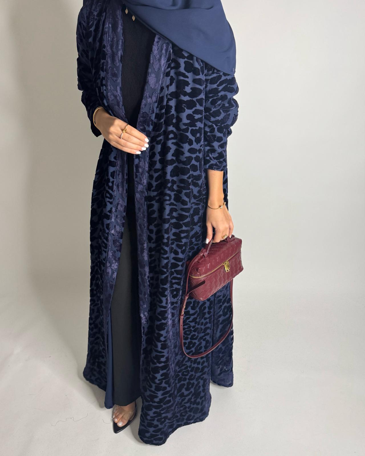 A516 - Navy Blue Leopard Pattern Velvet Abaya