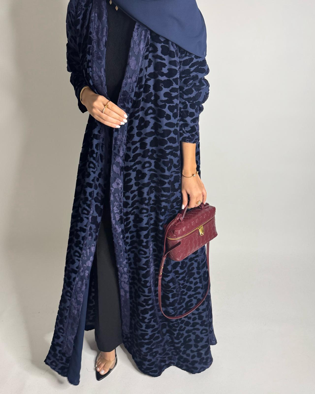 A516 - Navy Blue Leopard Pattern Velvet Abaya