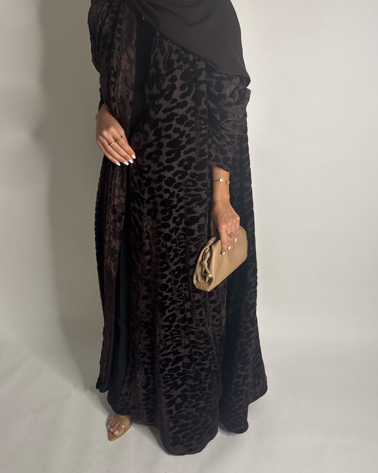 A515 -  Chocolate Brown Leopard Pattern Velvet Abaya