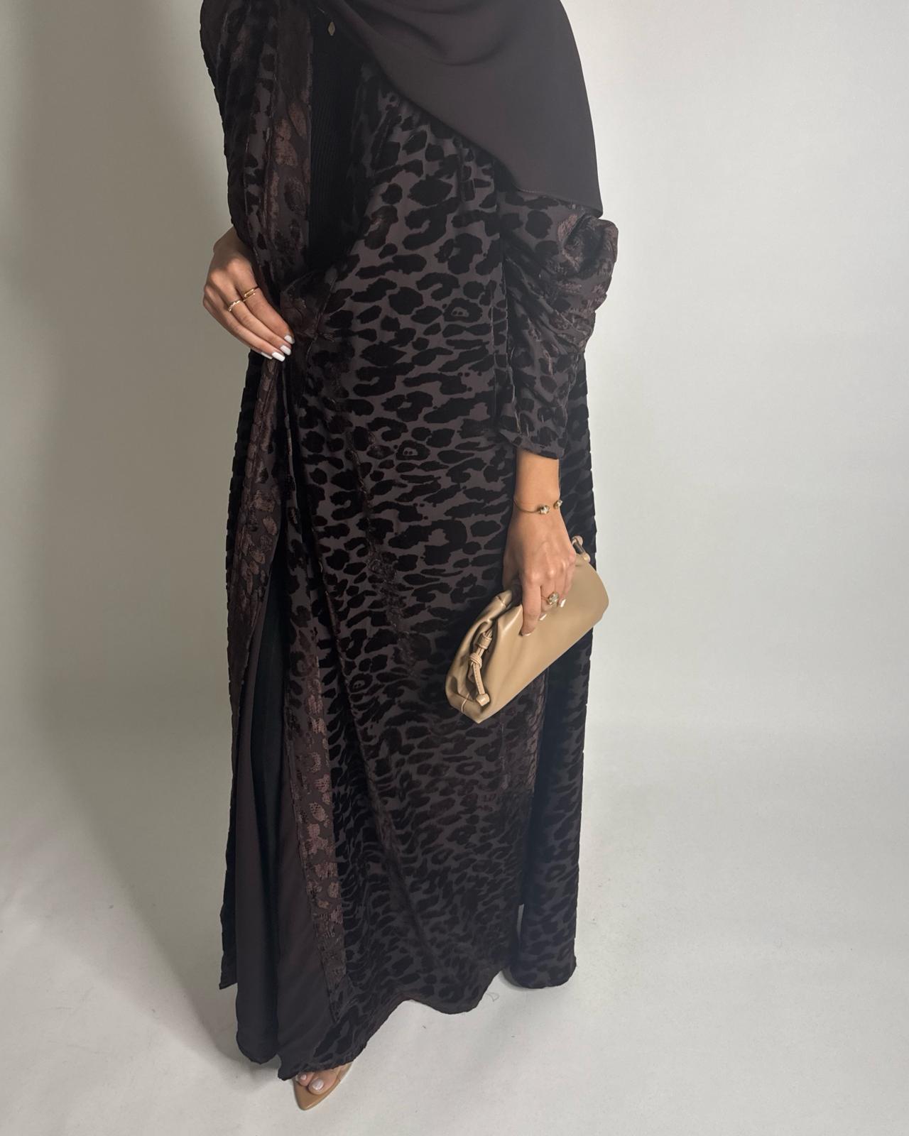 A515 -  Chocolate Brown Leopard Pattern Velvet Abaya