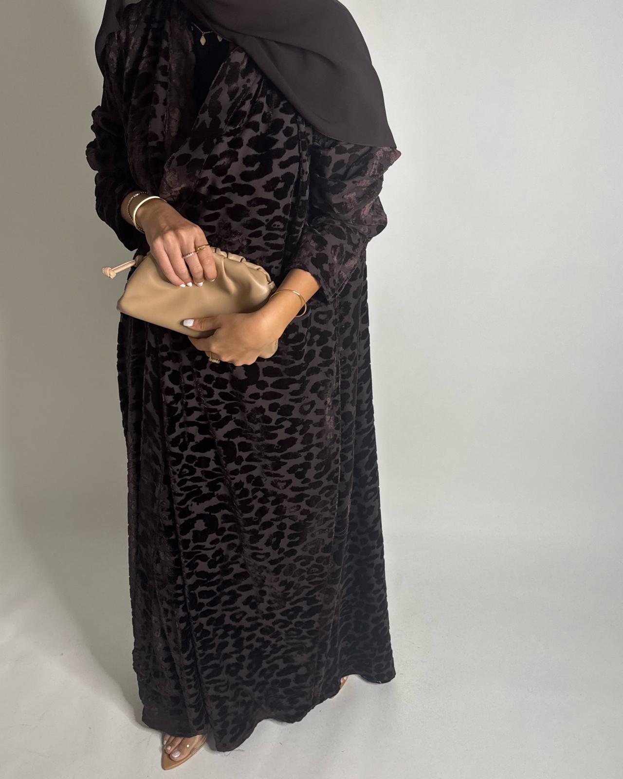 A515 -  Chocolate Brown Leopard Pattern Velvet Abaya
