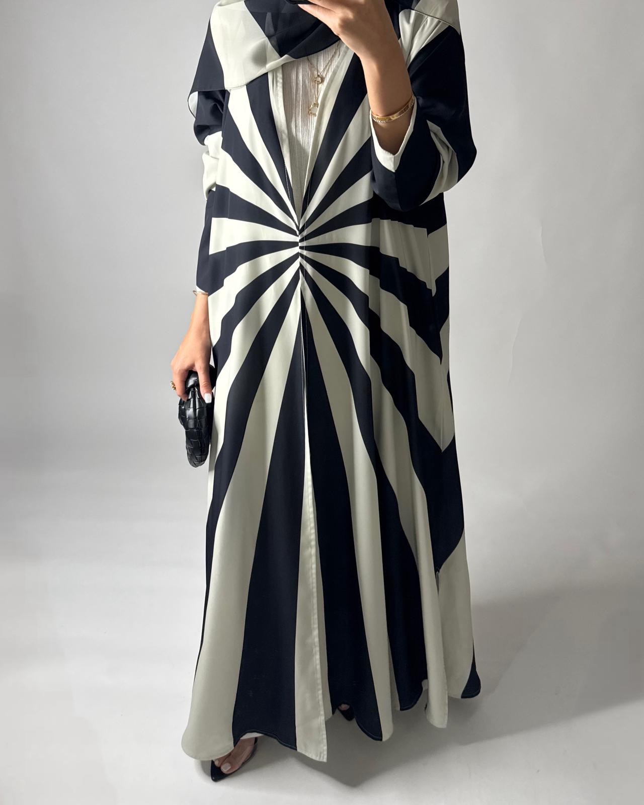 A551 - Black & White Zebra Pattern A-Cut Abaya & Matching Head Scarf