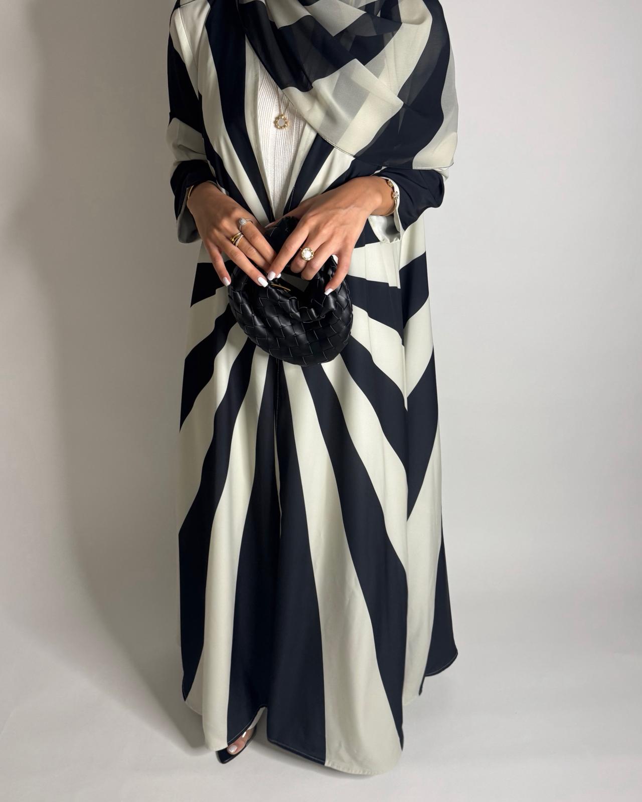A551 - Black & White Zebra Pattern A-Cut Abaya & Matching Head Scarf