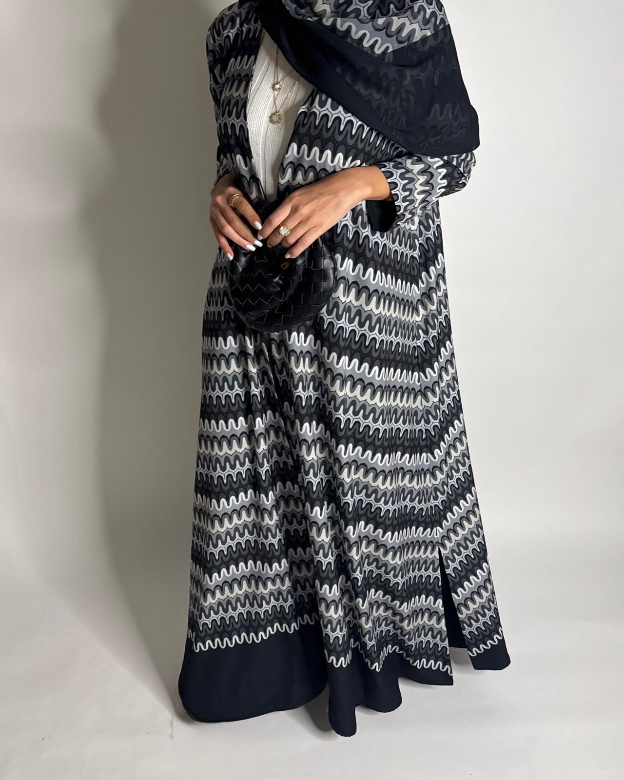 A566 - Black & Gray Swirl Pattern A-Cut Abaya & Matching Head Scarf