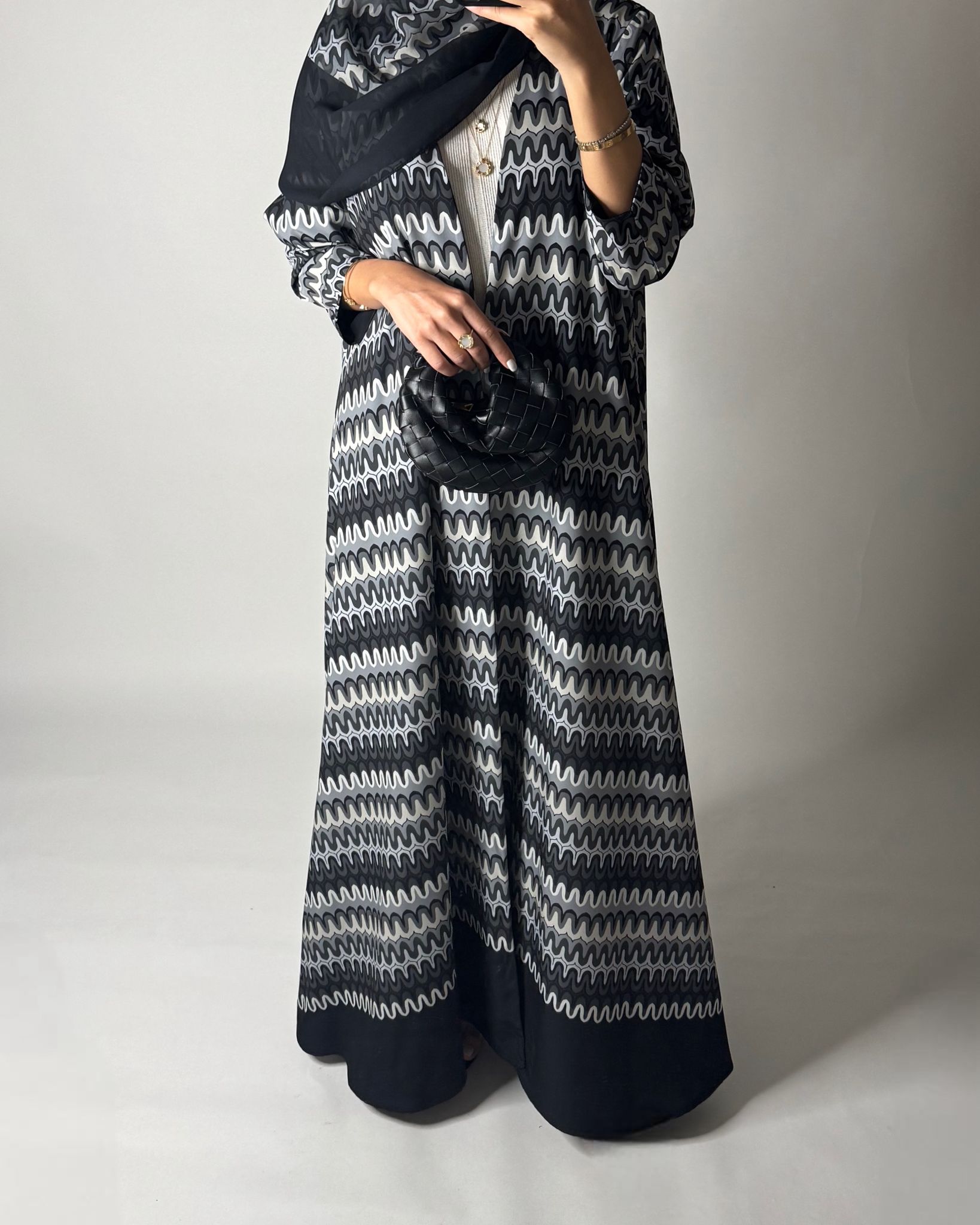 A566 - Black & Gray Swirl Pattern A-Cut Abaya & Matching Head Scarf