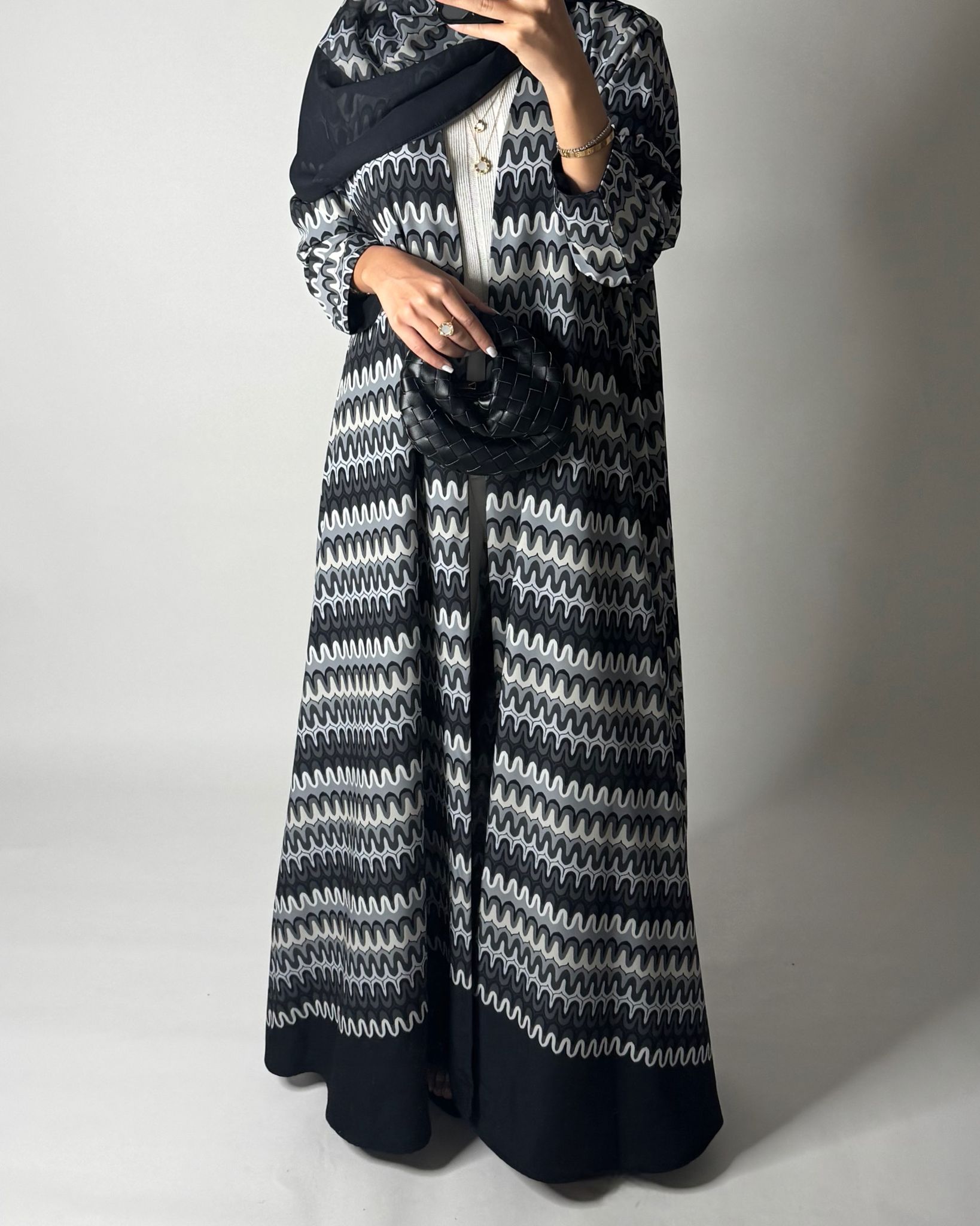 A566 - Black & Gray Swirl Pattern A-Cut Abaya & Matching Head Scarf