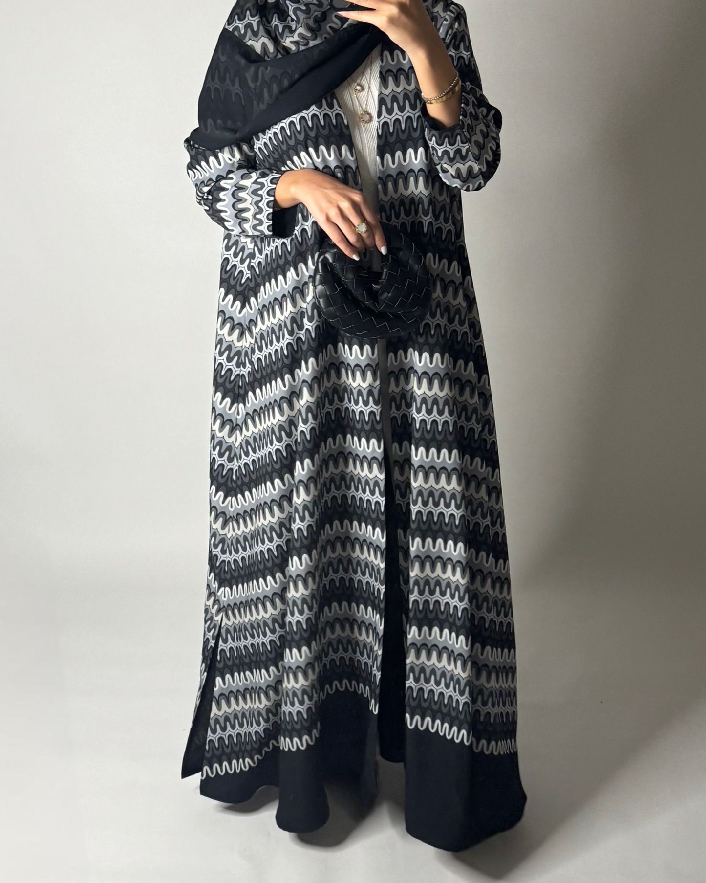 A566 - Black & Gray Swirl Pattern A-Cut Abaya & Matching Head Scarf