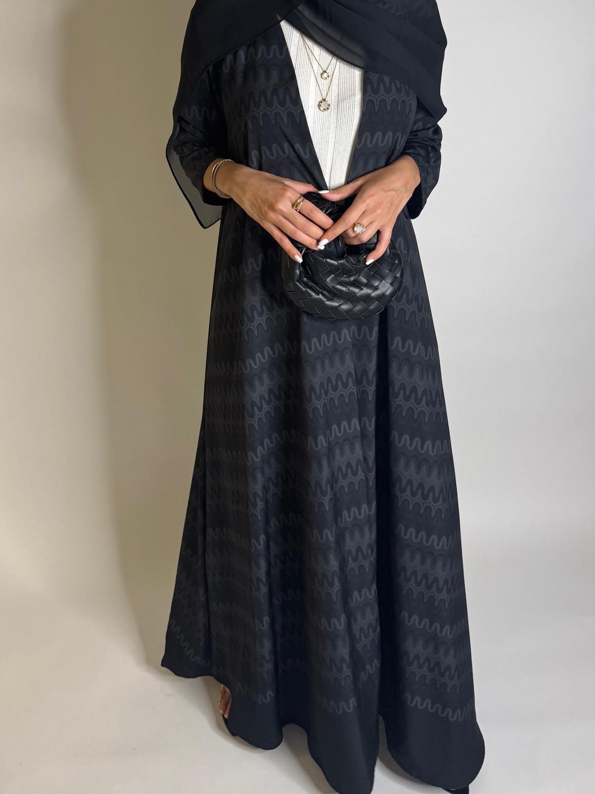 A565 - Black Swirl Pattern A-Cut Abaya & Matching Head Scarf