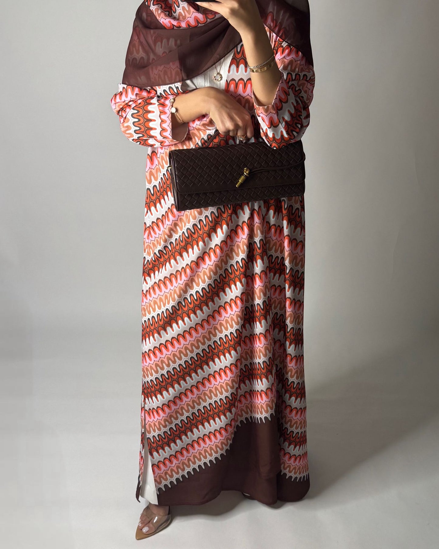 A560 - Pink & Brown Swirl Pattern A-Cut Abaya & Matching Head Scarf