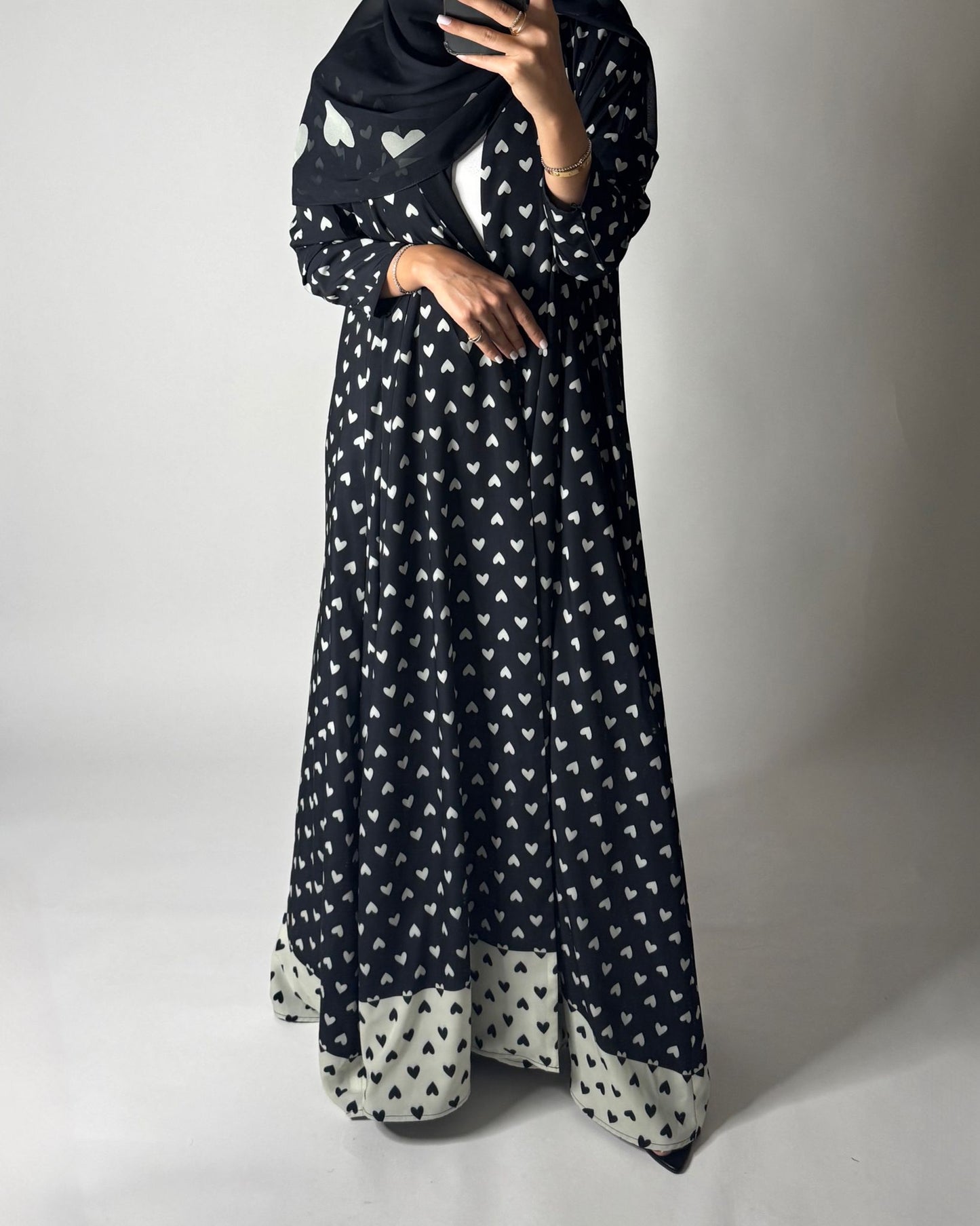 A609 - Black & White Heart A-CUT Wrap Summery Abaya & Matching Head Scarf