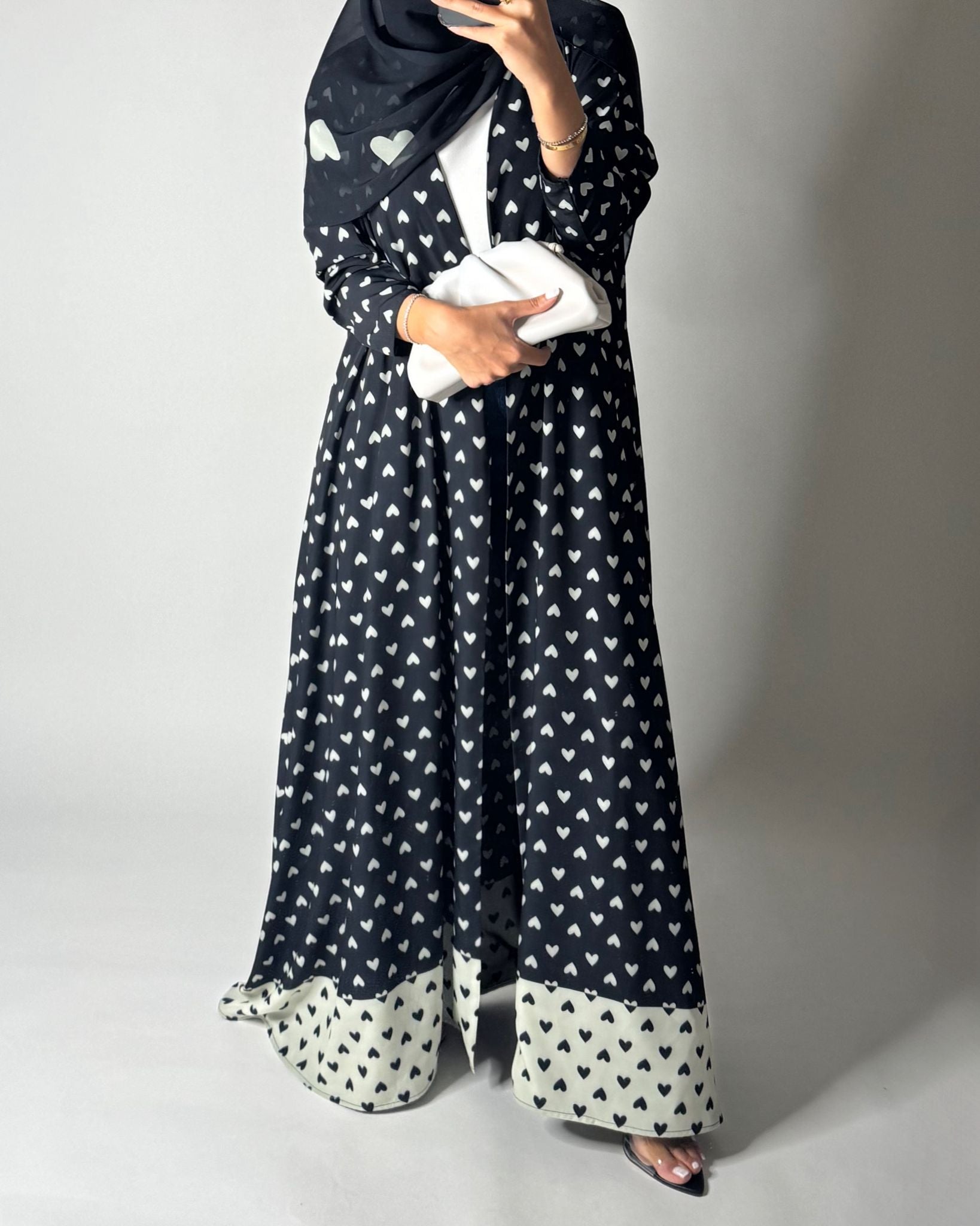 A609 - Black & White Heart A-CUT Wrap Summery Abaya & Matching Head Scarf