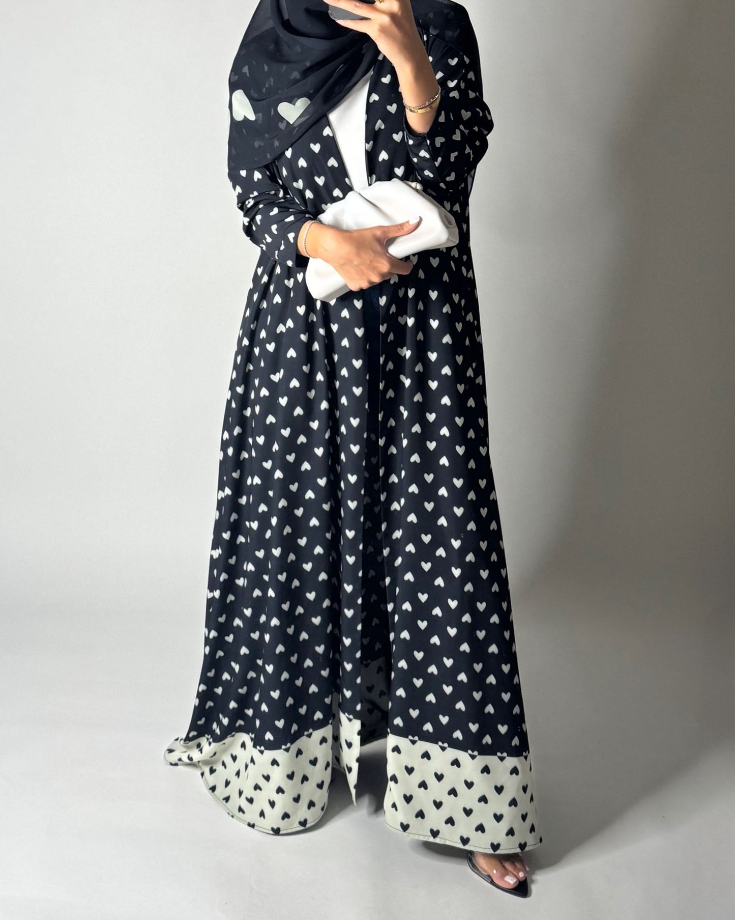 A609 - Black & White Heart A-CUT Wrap Summery Abaya & Matching Head Scarf