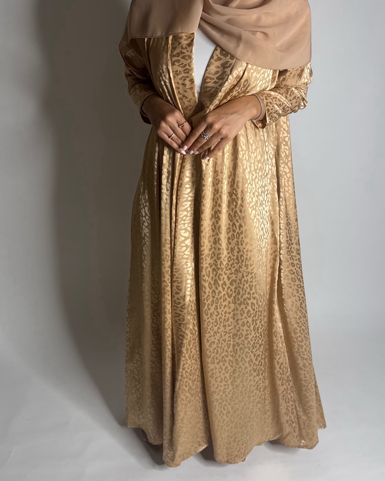 A610 - Gold Leopard Pattern Summery A-CUT Wrap Abaya & Head Scarf