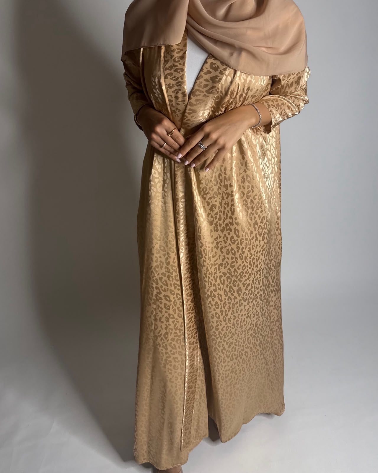 A610 - Gold Leopard Pattern Summery A-CUT Wrap Abaya & Head Scarf