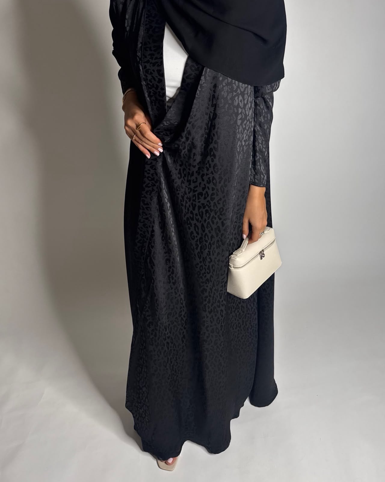 A617 - Black Leopard Pattern Summery A-CUT Wrap Abaya & Head Scarf