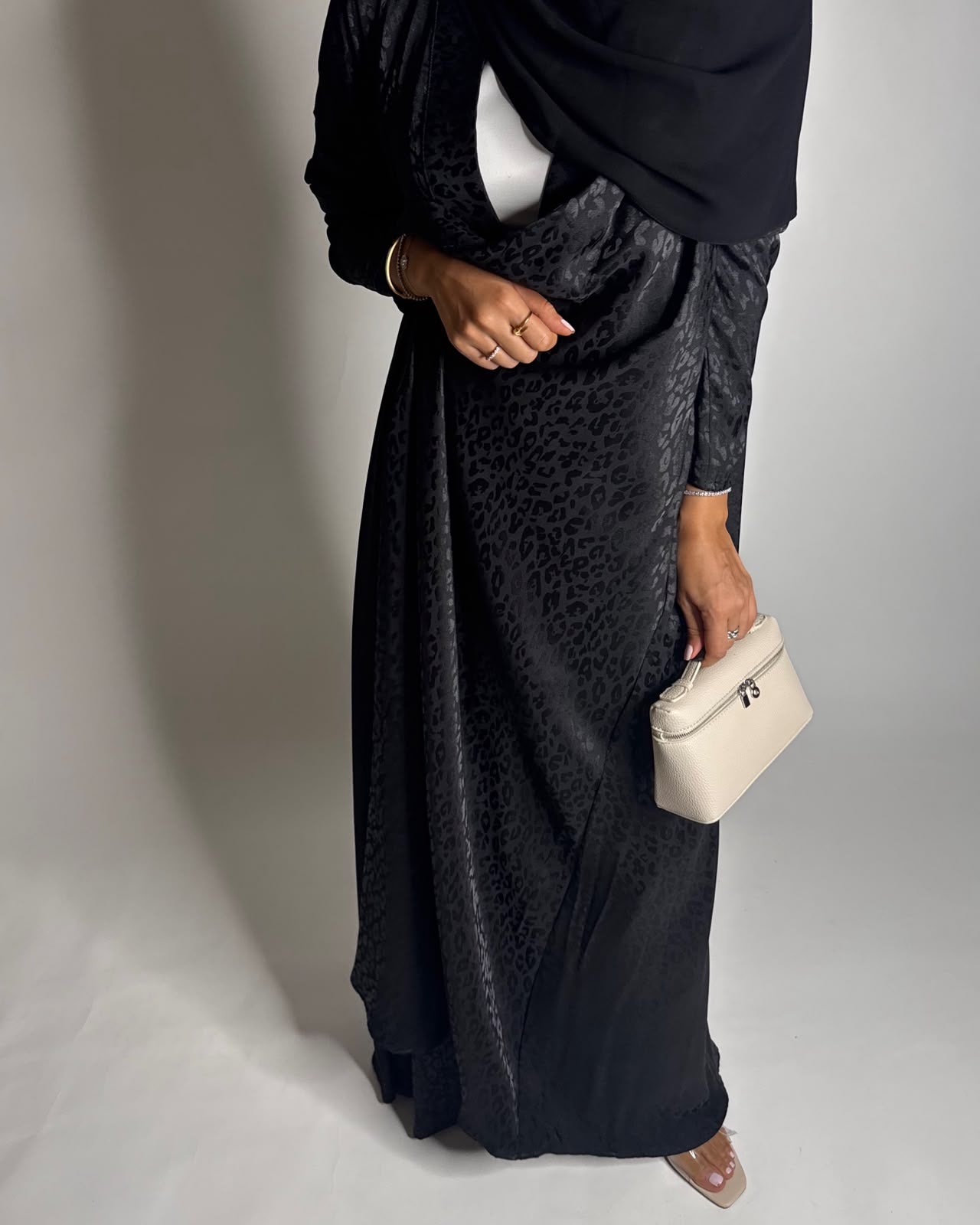 A617 - Black Leopard Pattern Summery A-CUT Wrap Abaya & Head Scarf
