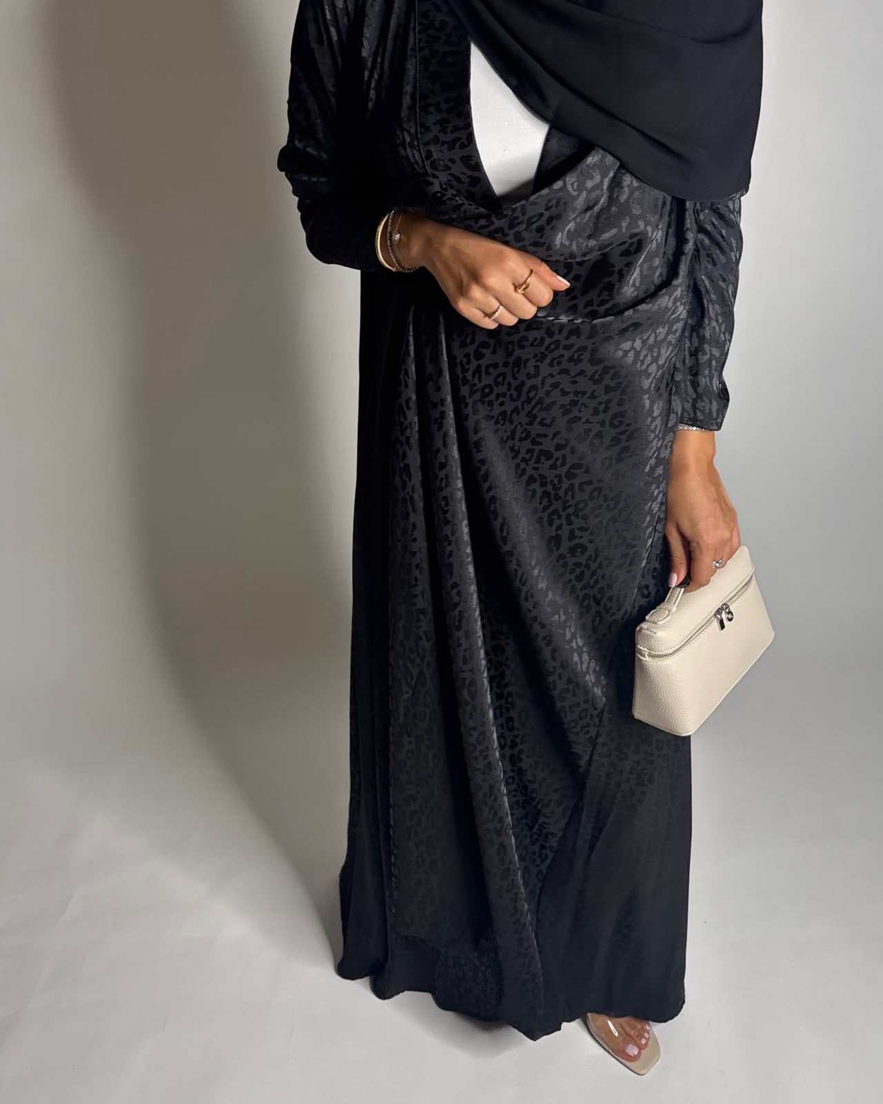 A617 - Black Leopard Pattern Summery A-CUT Wrap Abaya & Head Scarf