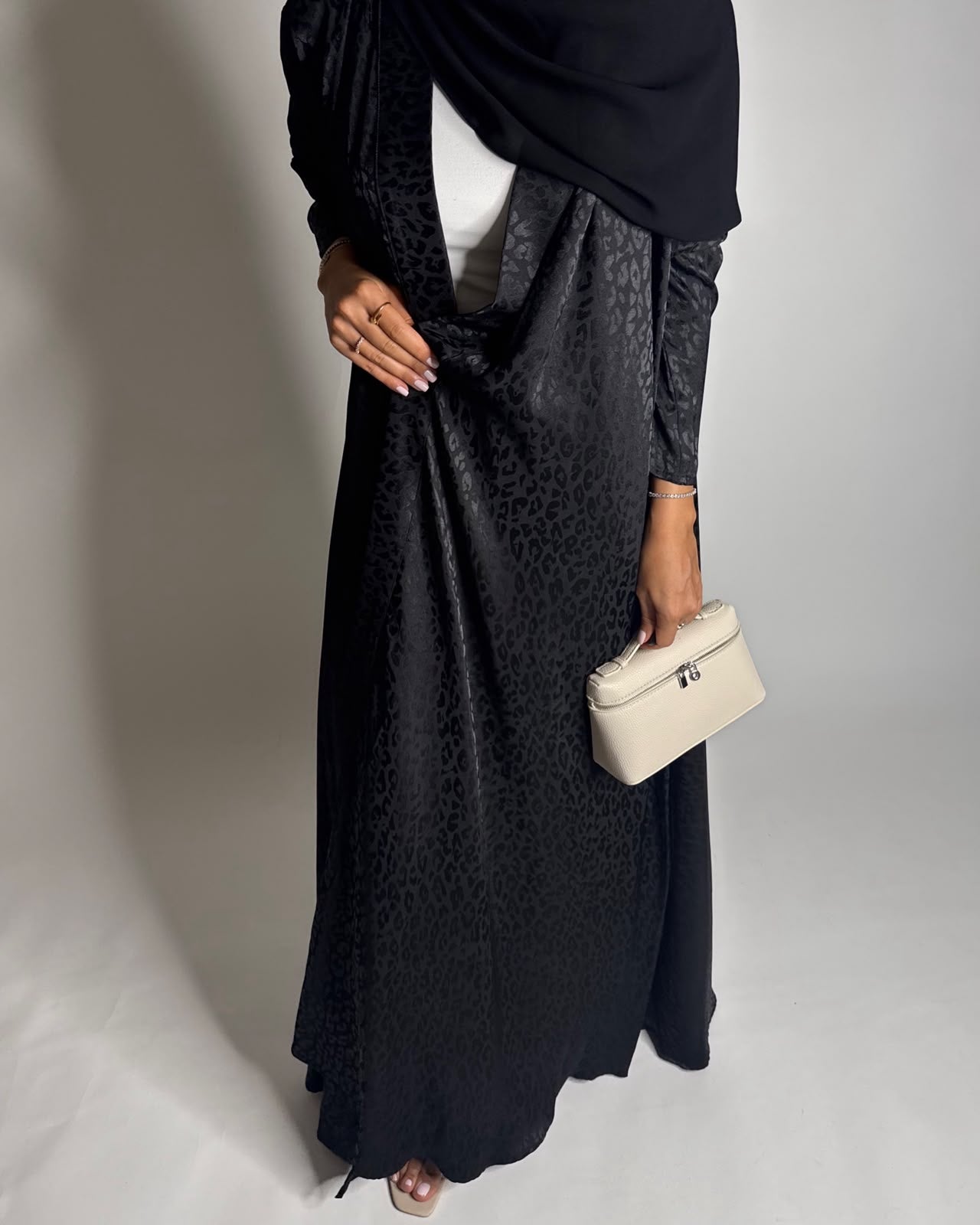 A617 - Black Leopard Pattern Summery A-CUT Wrap Abaya & Head Scarf