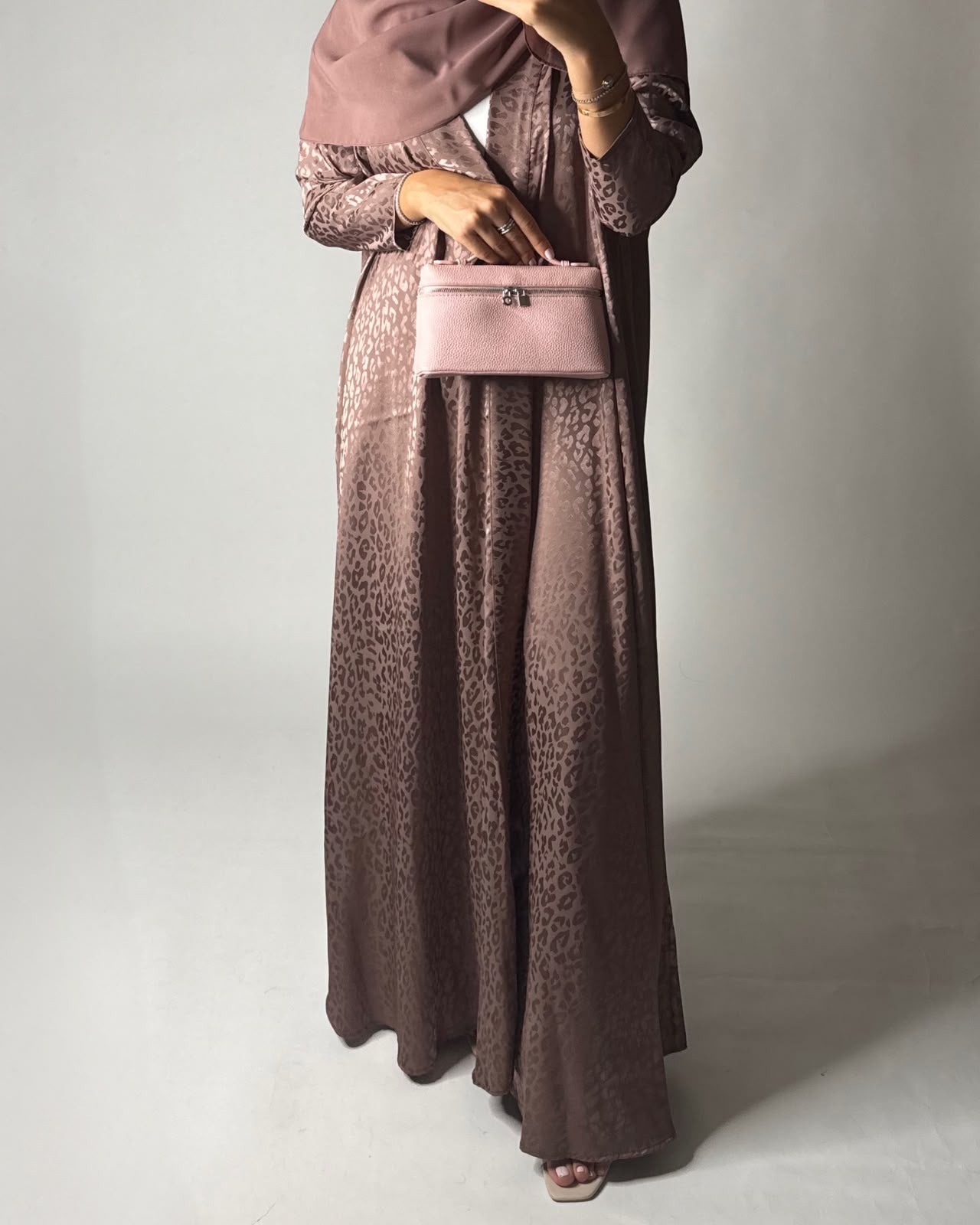 A615 - Brown Leopard Pattern Summery A-CUT Wrap Abaya & Head Scarf