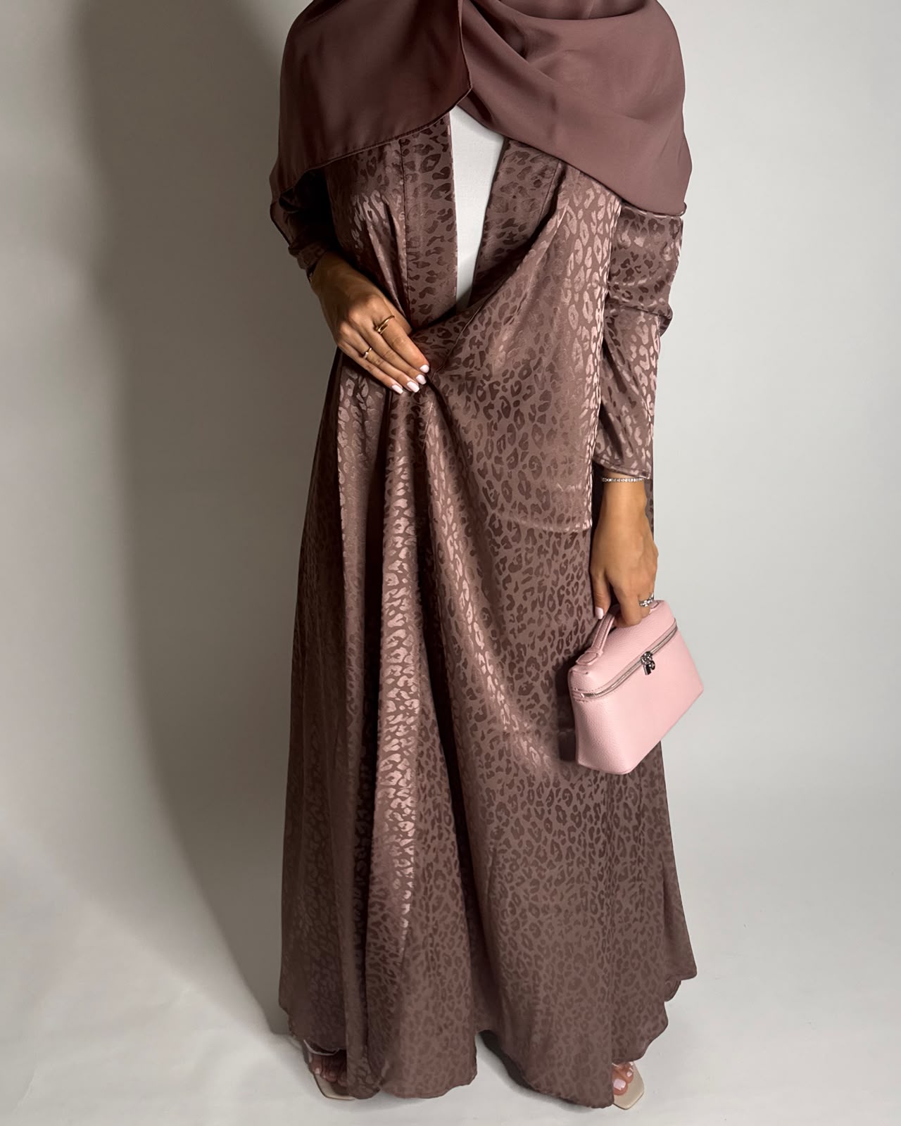 A615 - Brown Leopard Pattern Summery A-CUT Wrap Abaya & Head Scarf