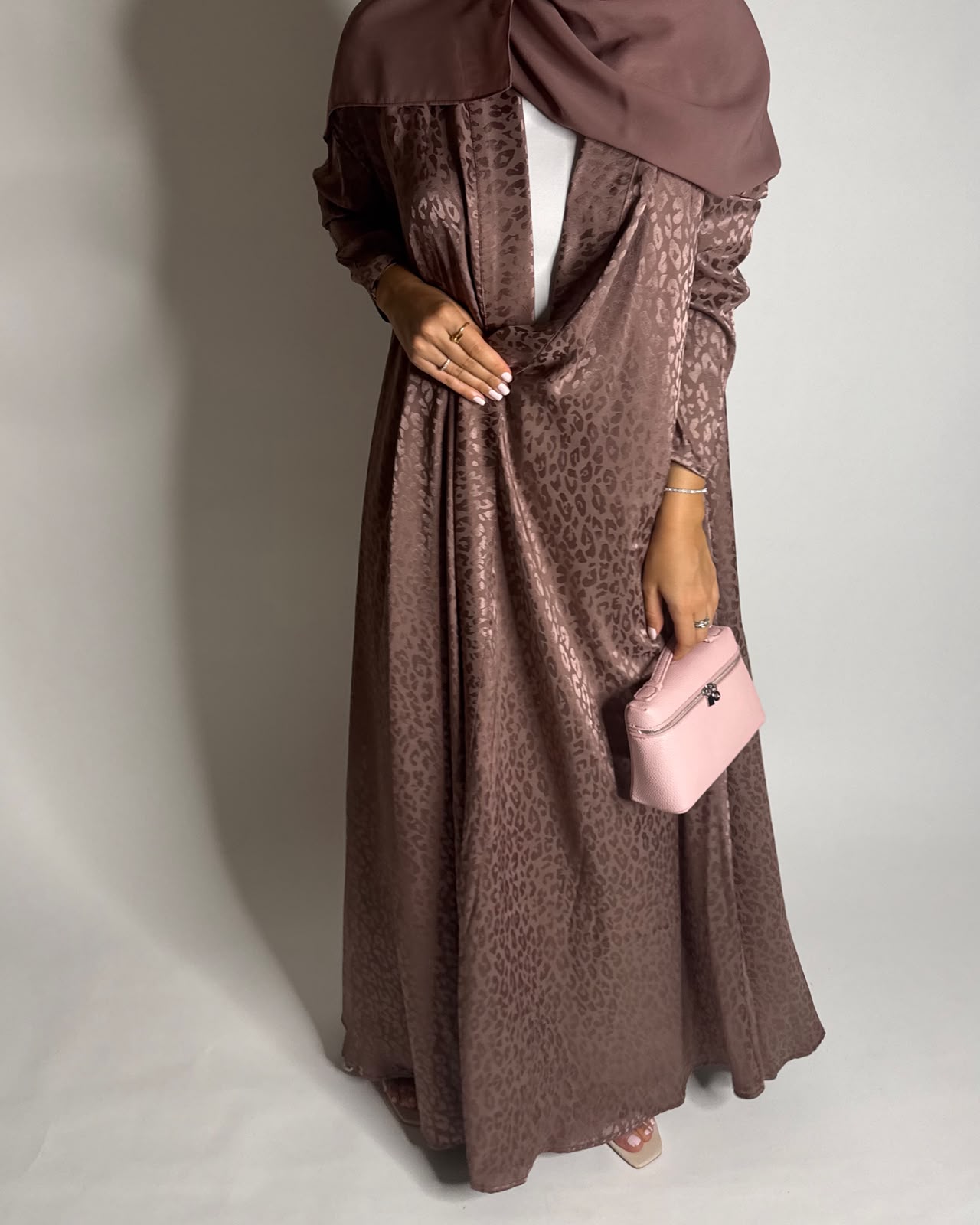 A615 - Brown Leopard Pattern Summery A-CUT Wrap Abaya & Head Scarf