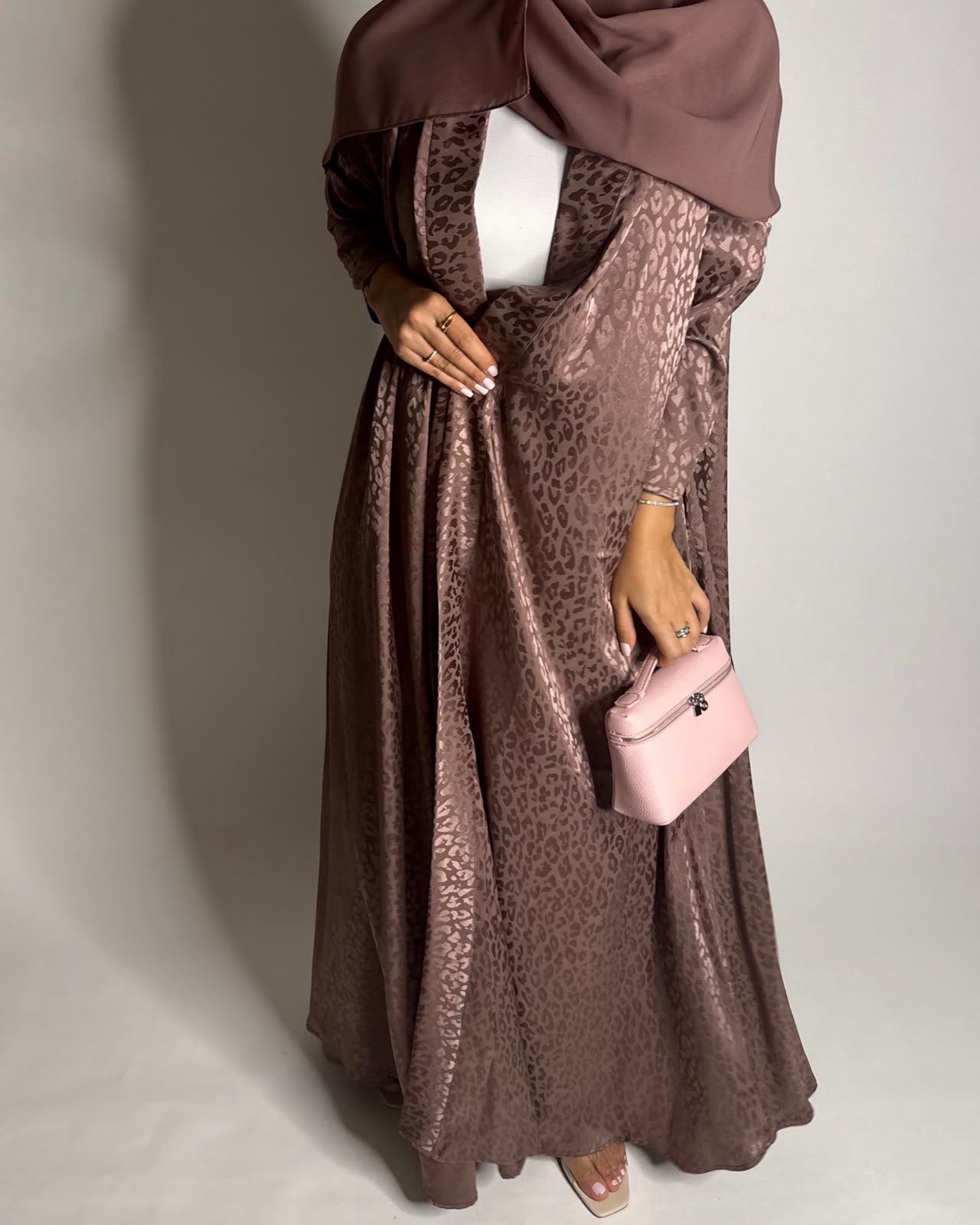 A615 - Brown Leopard Pattern Summery A-CUT Wrap Abaya & Head Scarf