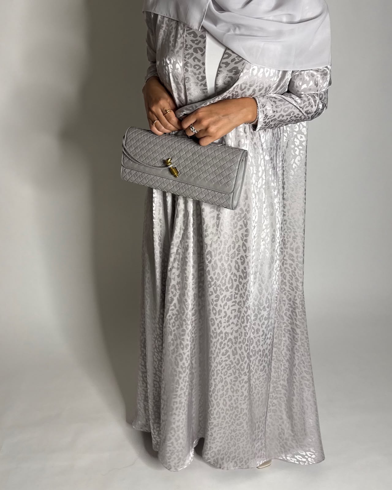 A613 - Silver Gray Leopard Pattern Summery A-CUT Wrap Abaya & Head Scarf