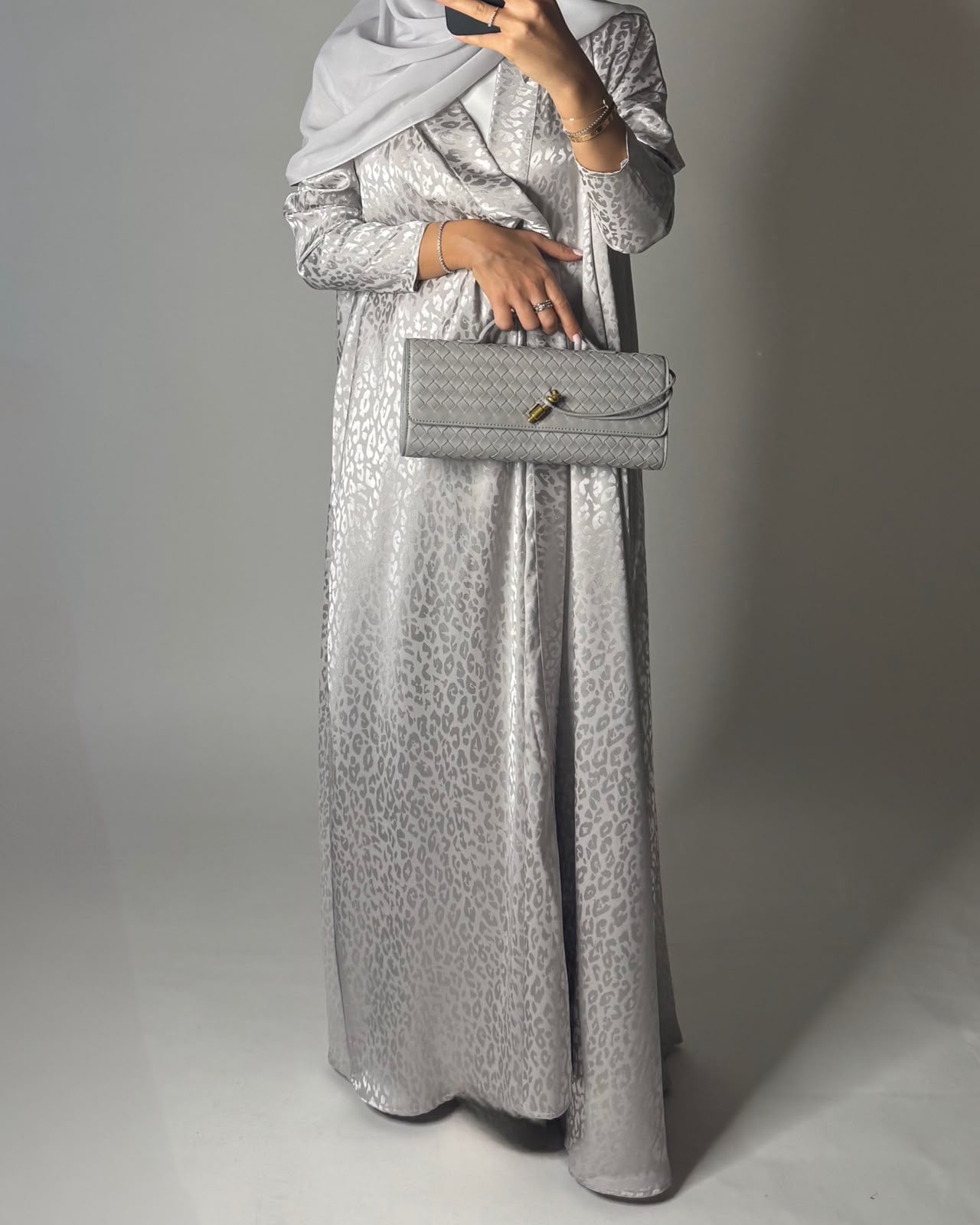 A613 - Silver Gray Leopard Pattern Summery A-CUT Wrap Abaya & Head Scarf