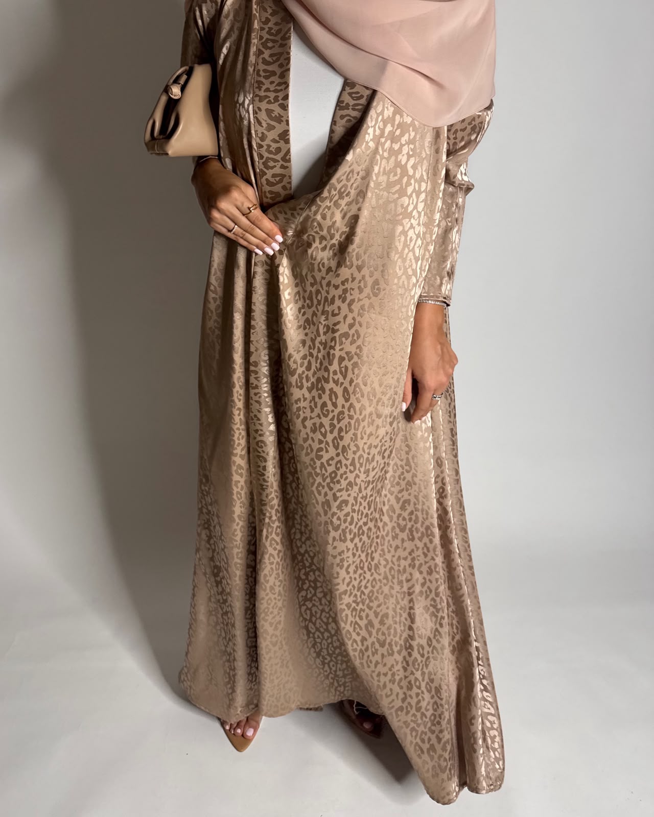 A612 - Sand Leopard Pattern Summery A-CUT Wrap Abaya & Head Scarf