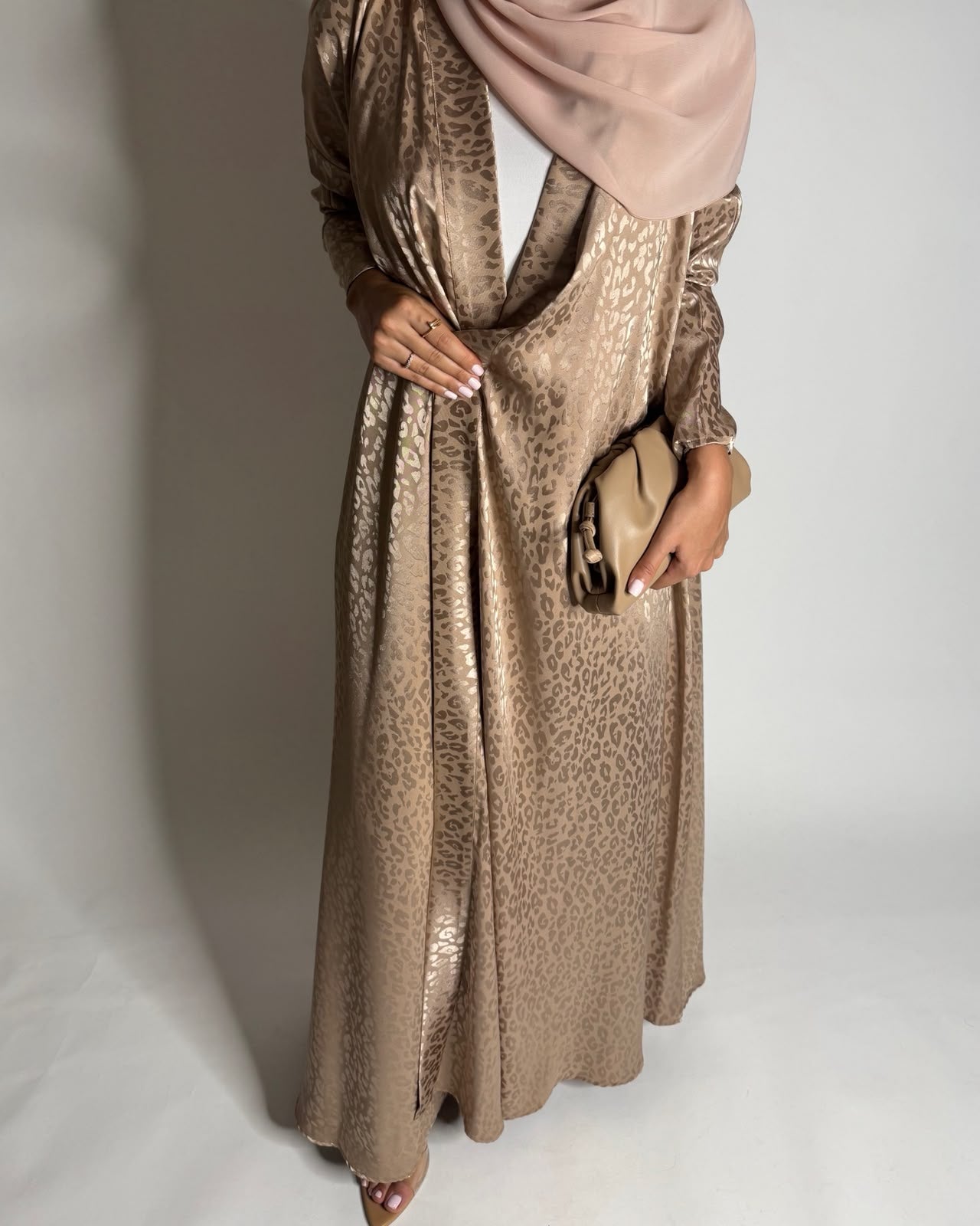 A612 - Sand Leopard Pattern Summery A-CUT Wrap Abaya & Head Scarf