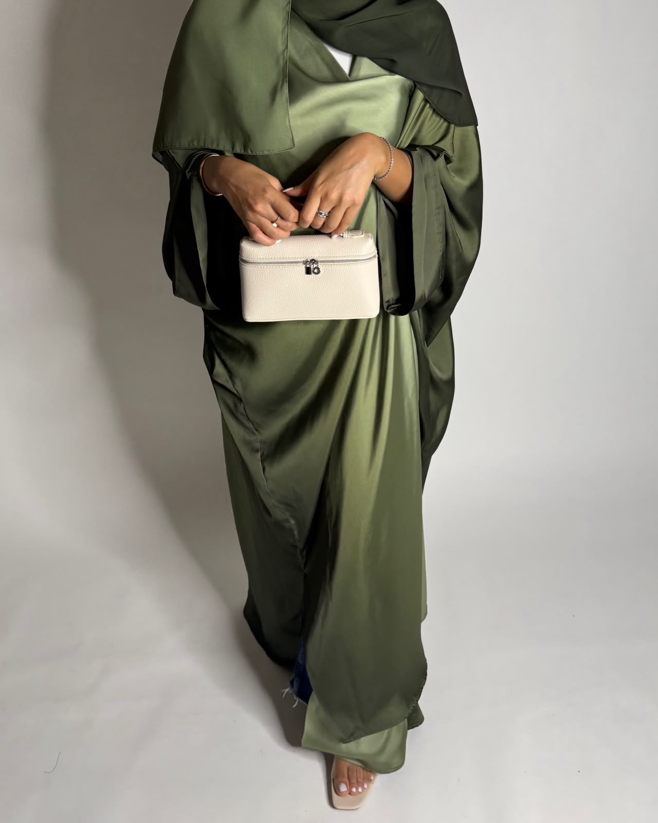 A618 - Ombre Green Summery Bisht Cut Abaya with Matching Head Scarf