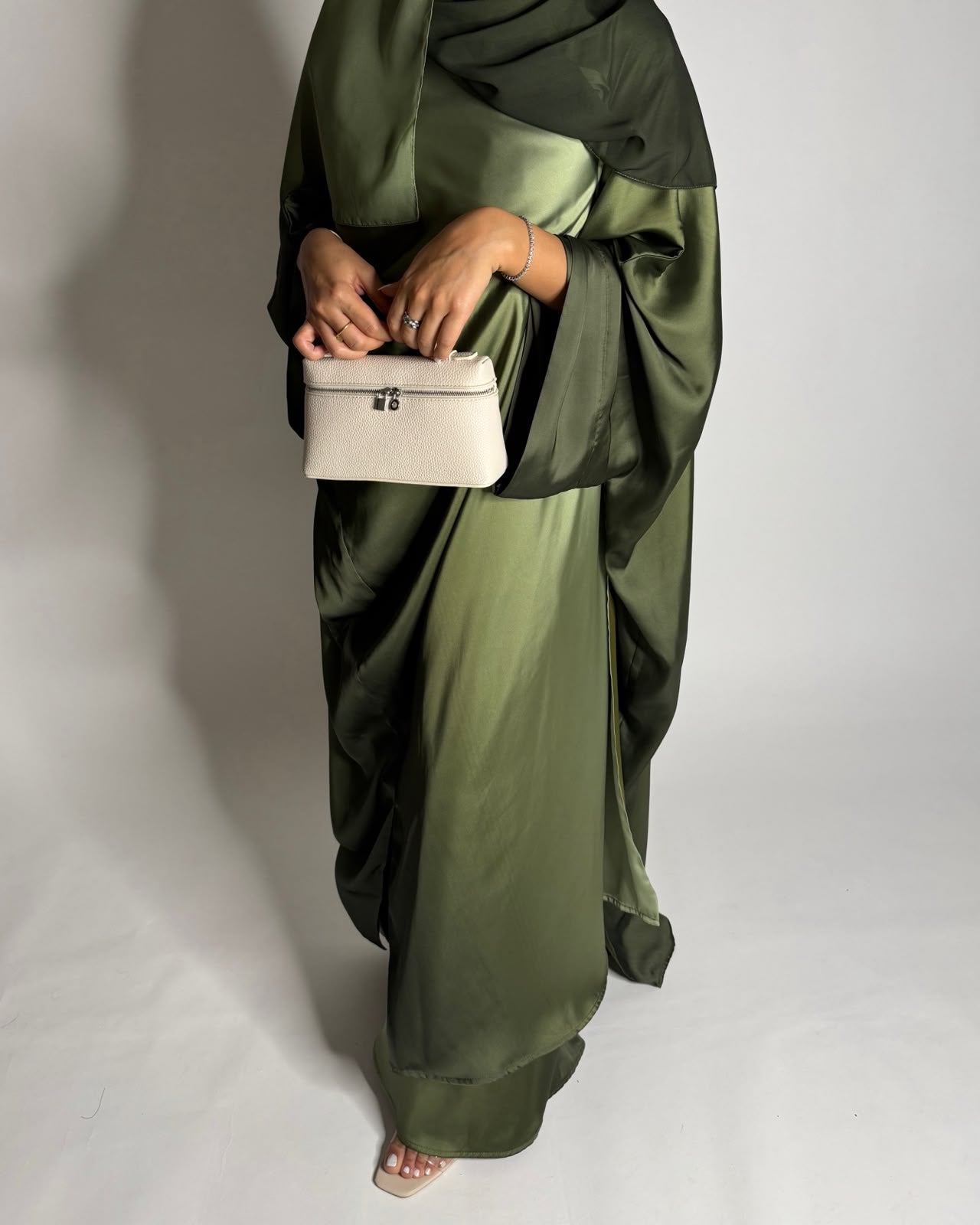 A618 - Ombre Green Summery Bisht Cut Abaya with Matching Head Scarf