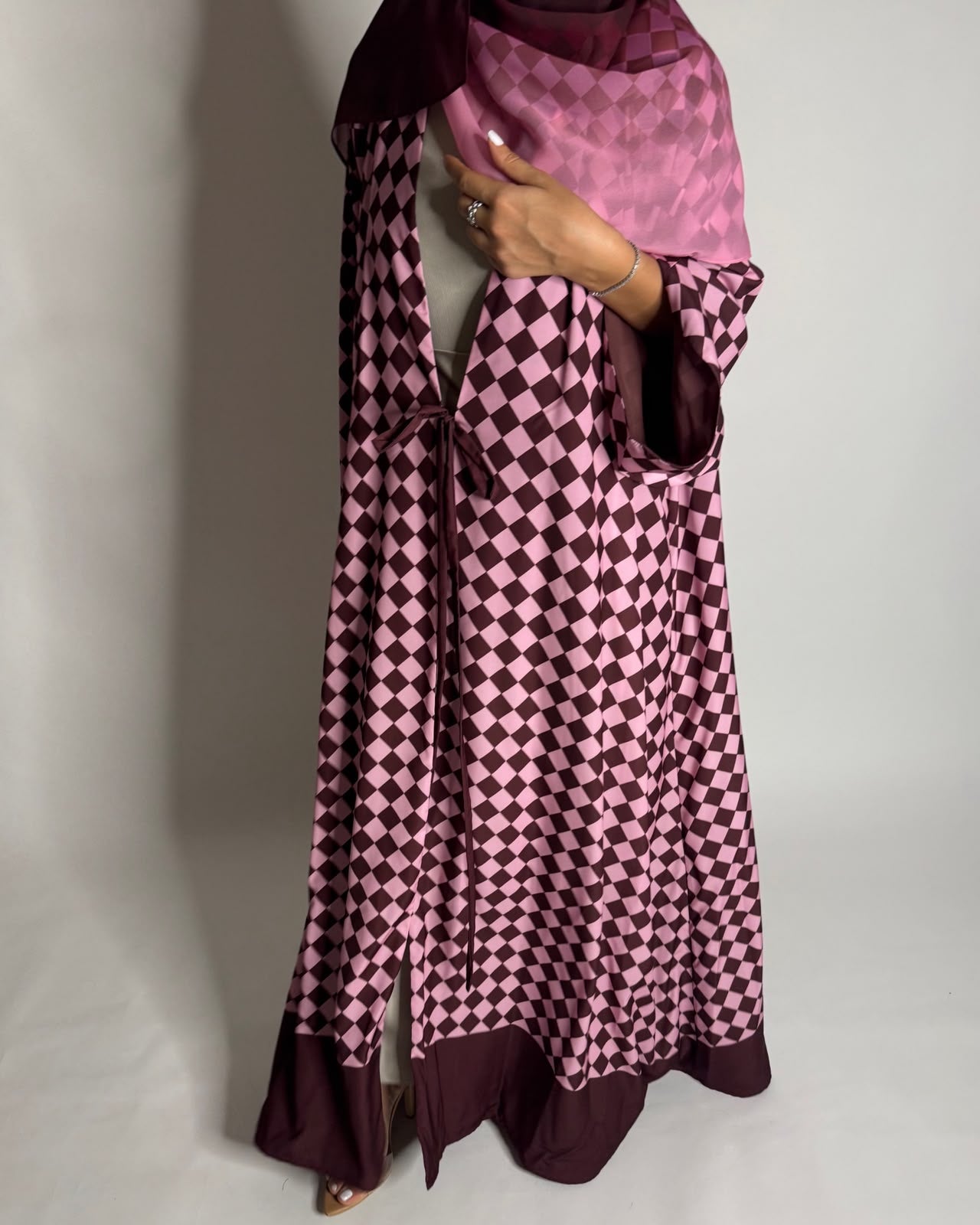 A630 - Maroon & Pink Checkered A-CUT Abaya with Matching Ombre Head Scarf