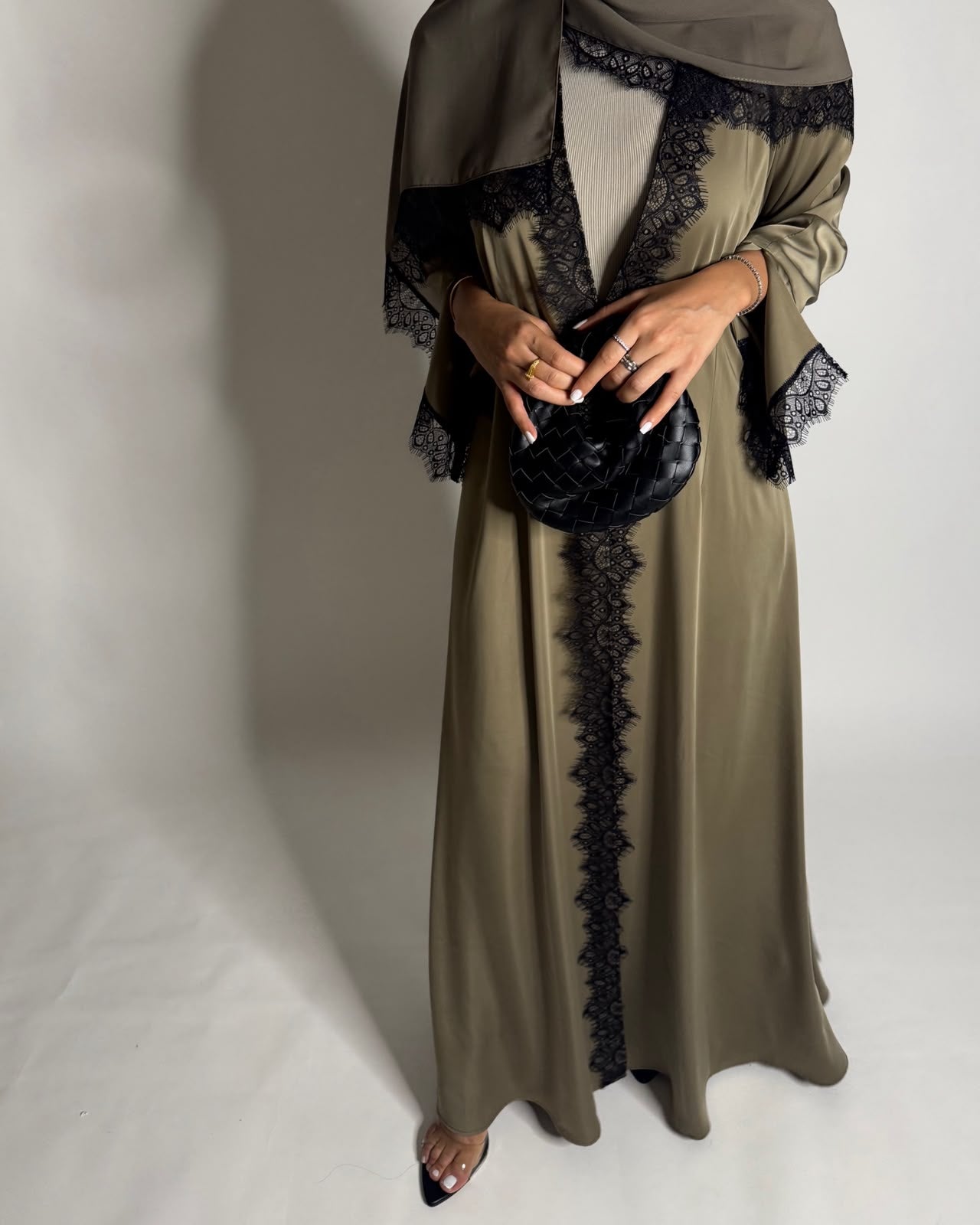 A640 - Elegant Olive Green A-CUT Abaya with Black Lace & Matching Head Scarf
