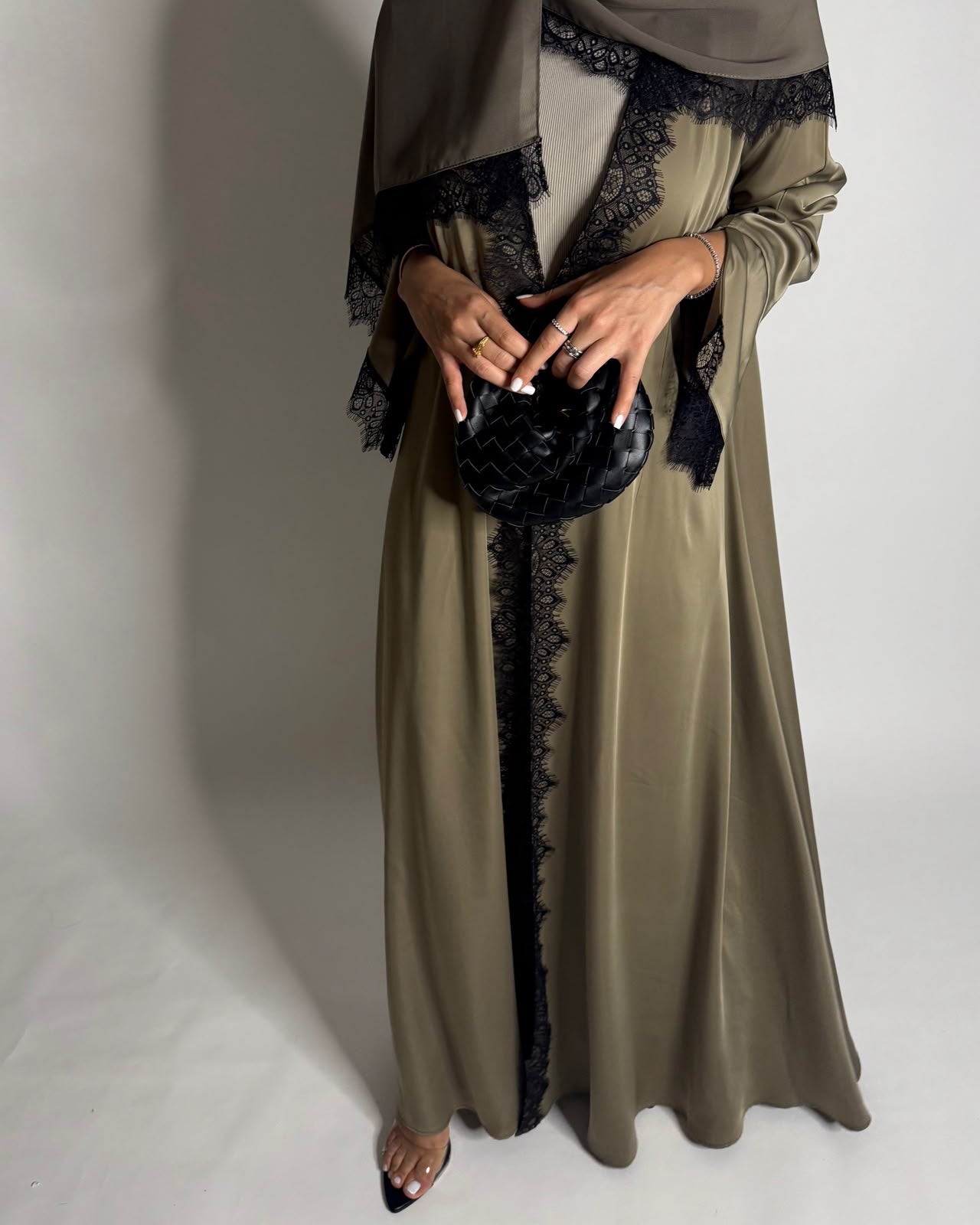 A640 - Elegant Olive Green A-CUT Abaya with Black Lace & Matching Head Scarf