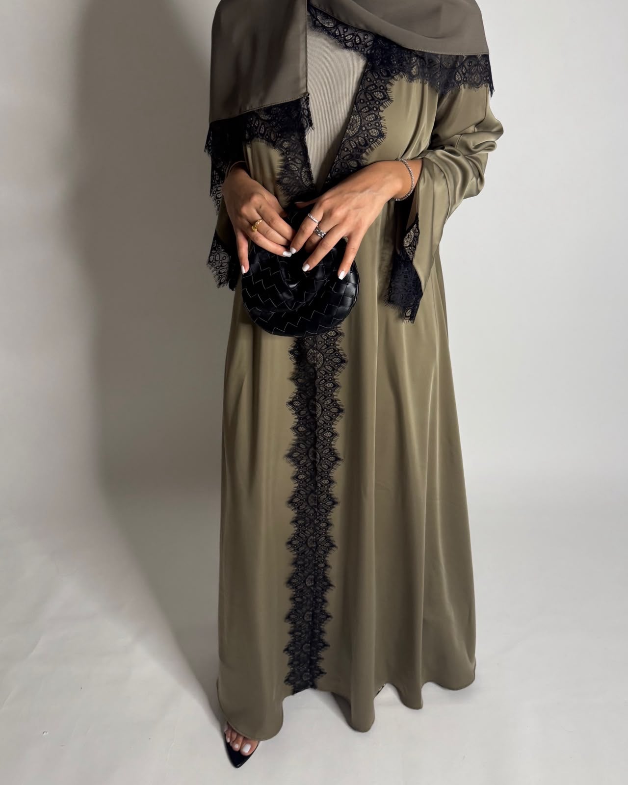 A640 - Elegant Olive Green A-CUT Abaya with Black Lace & Matching Head Scarf