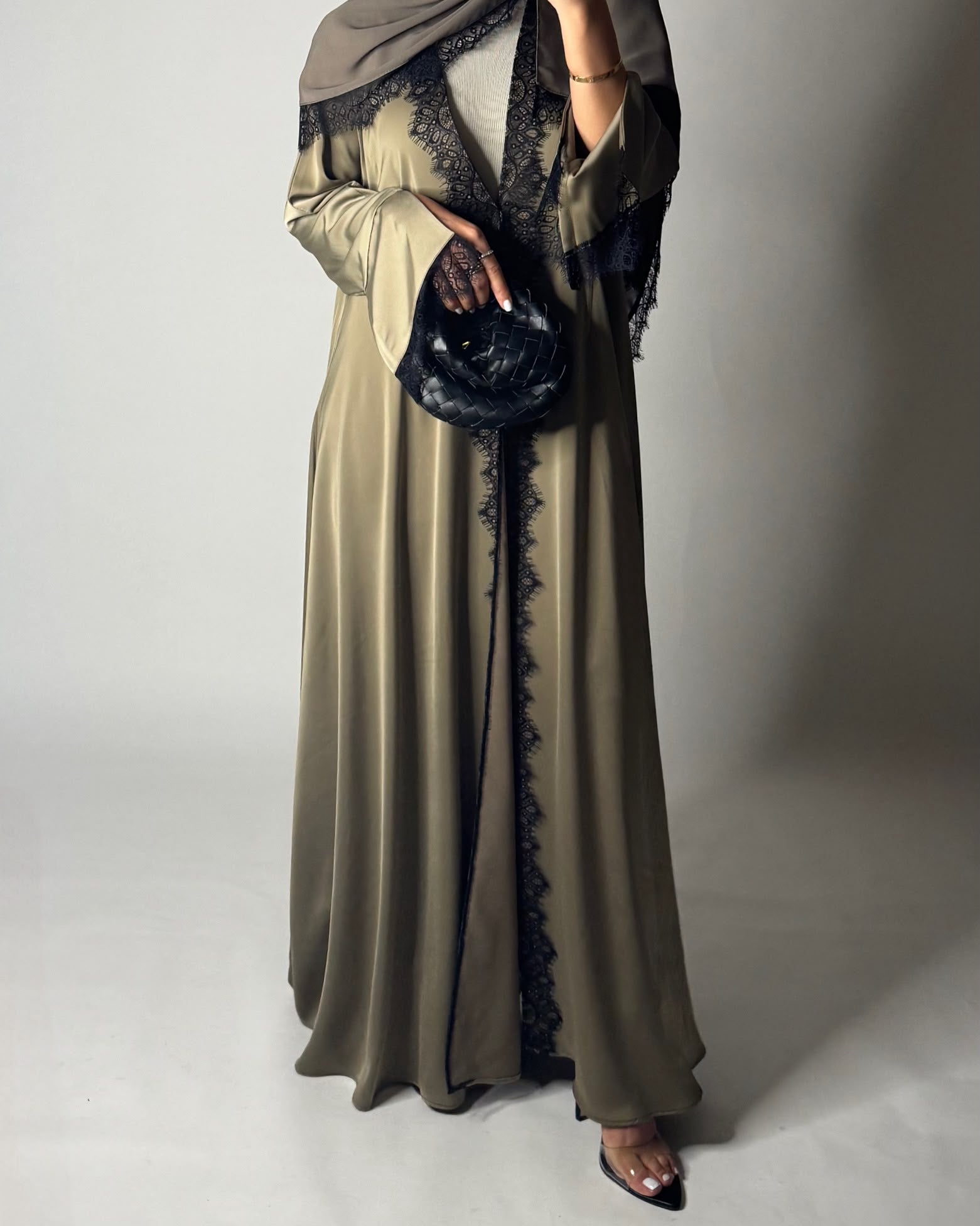 A640 - Elegant Olive Green A-CUT Abaya with Black Lace & Matching Head Scarf