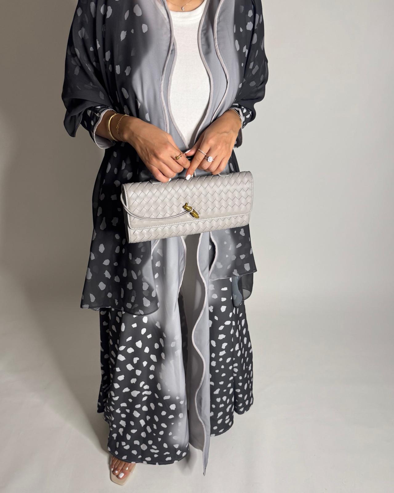 A646 - Waves Leopard Print A-CUT Shades of Gray Abaya & Matching Head Scarf