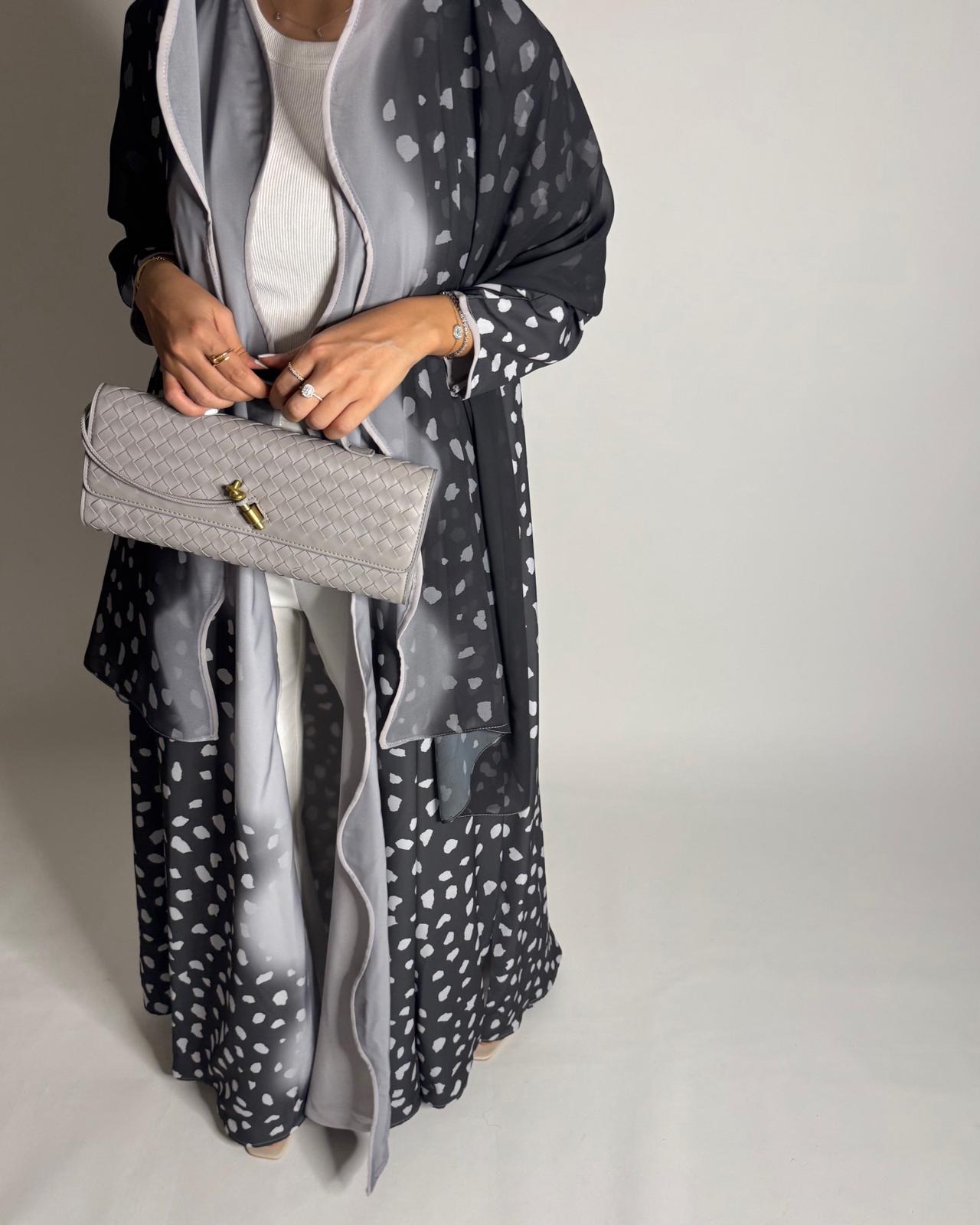 A646 - Waves Leopard Print A-CUT Shades of Gray Abaya & Matching Head Scarf