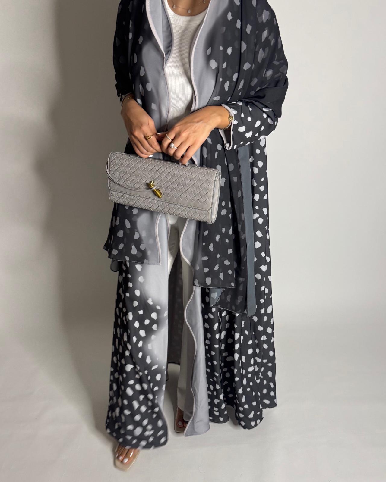 A646 - Waves Leopard Print A-CUT Shades of Gray Abaya & Matching Head Scarf
