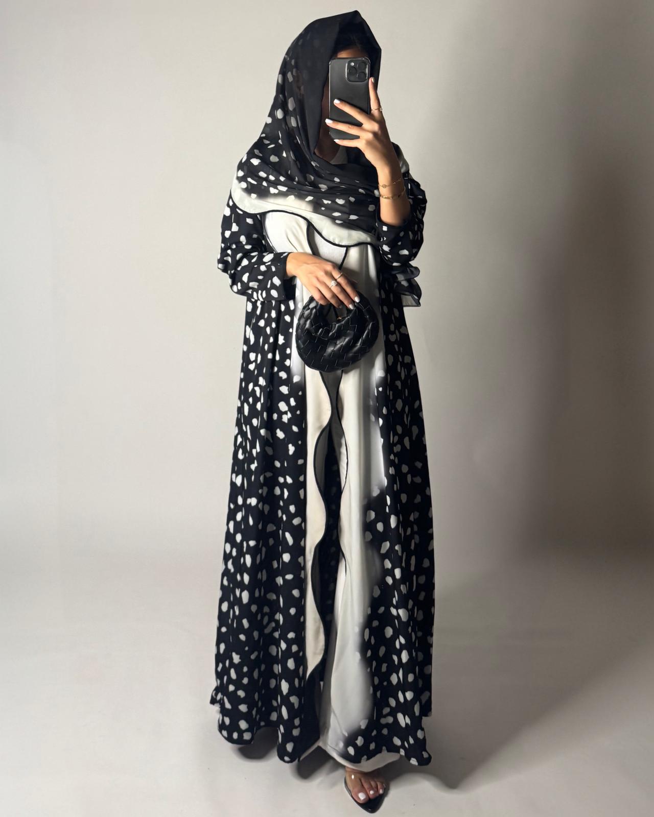 A648 - Waves Leopard Print A-CUT Black & Cream Abaya & Matching Head Scarf