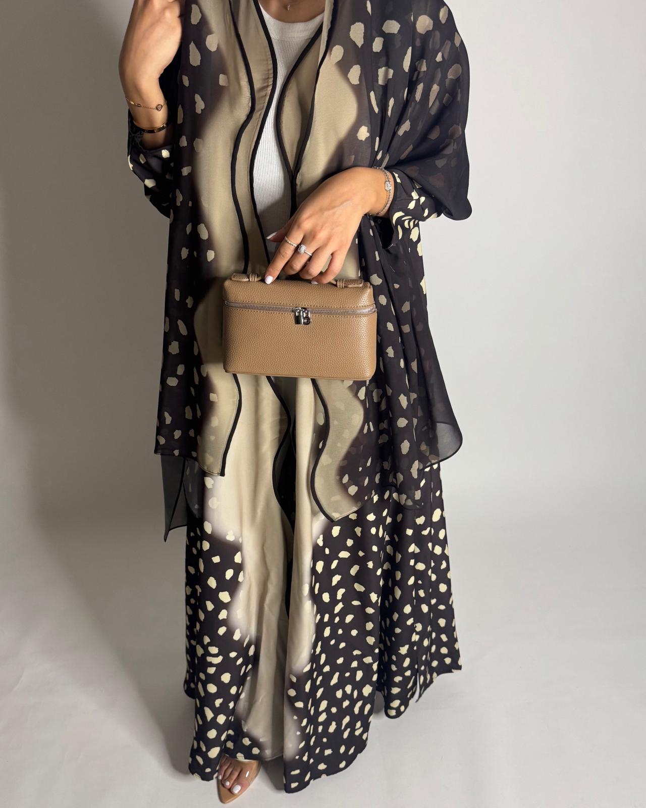 A647 - Waves Leopard Print A-CUT Shades of Brown Abaya & Matching Head Scarf
