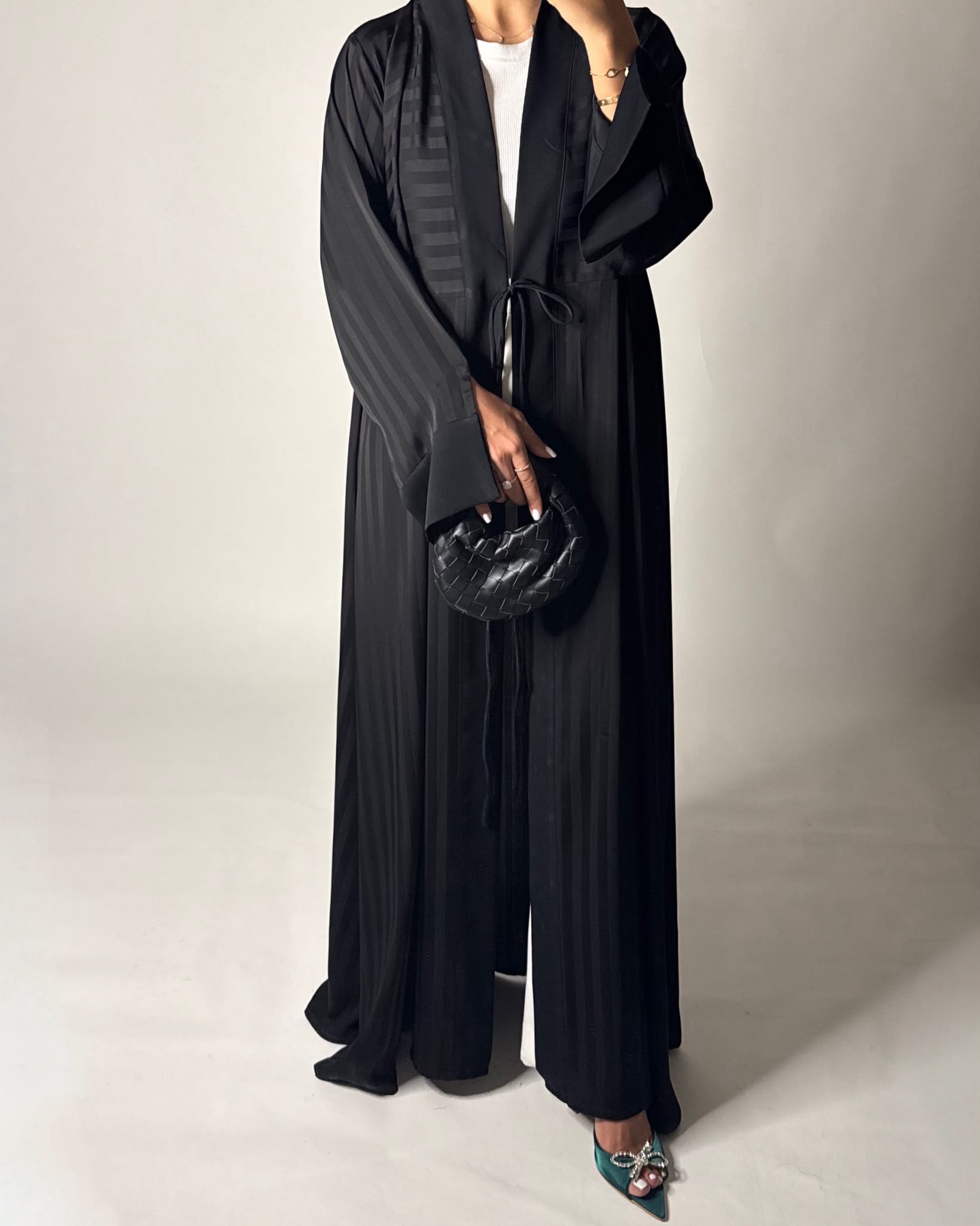 A658 - Black Striped A-CUT Abaya & Head Scarf