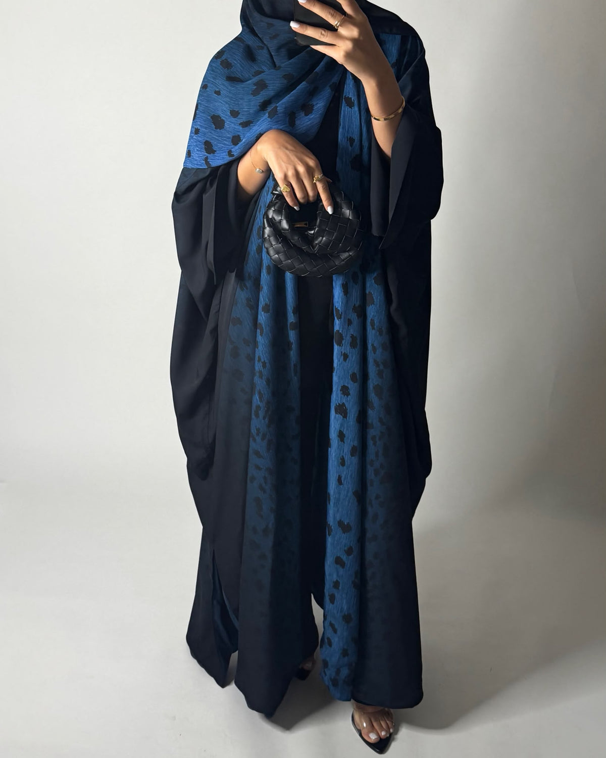 A670 - Blue/ Black Ombre Deer Pattern Bisht Cut Abaya with Matching Ombre Head Scarf