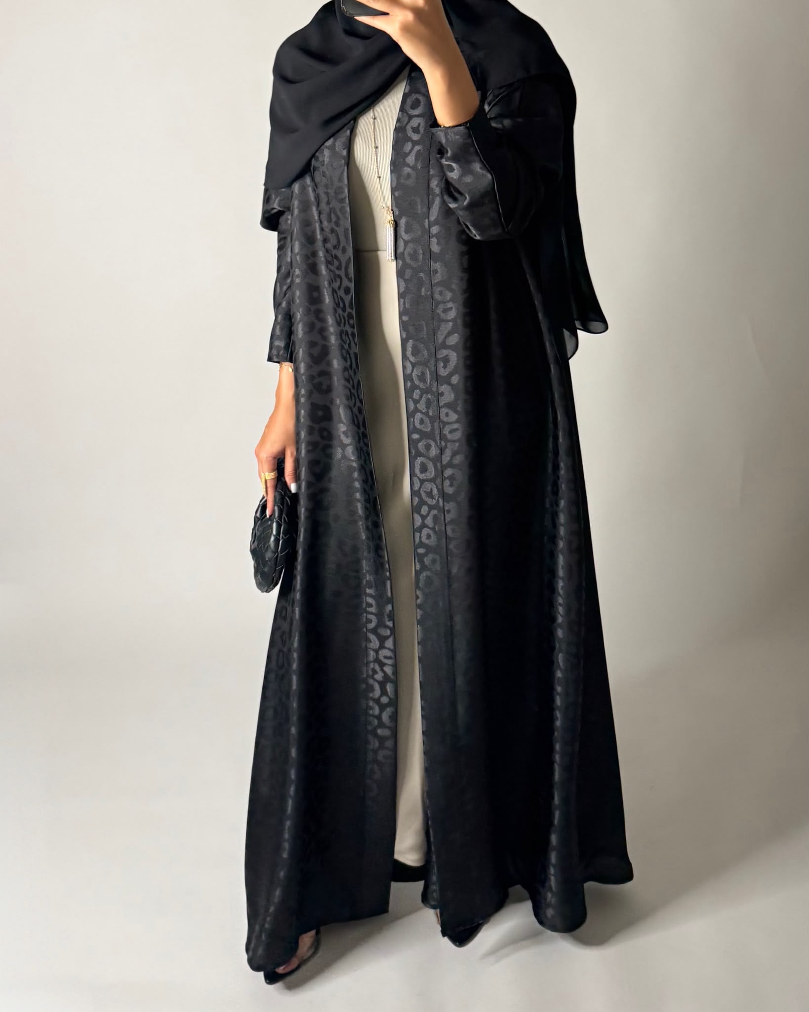 A673 - Black Leopard Pattern A-CUT Wrap Abaya & Head Scarf