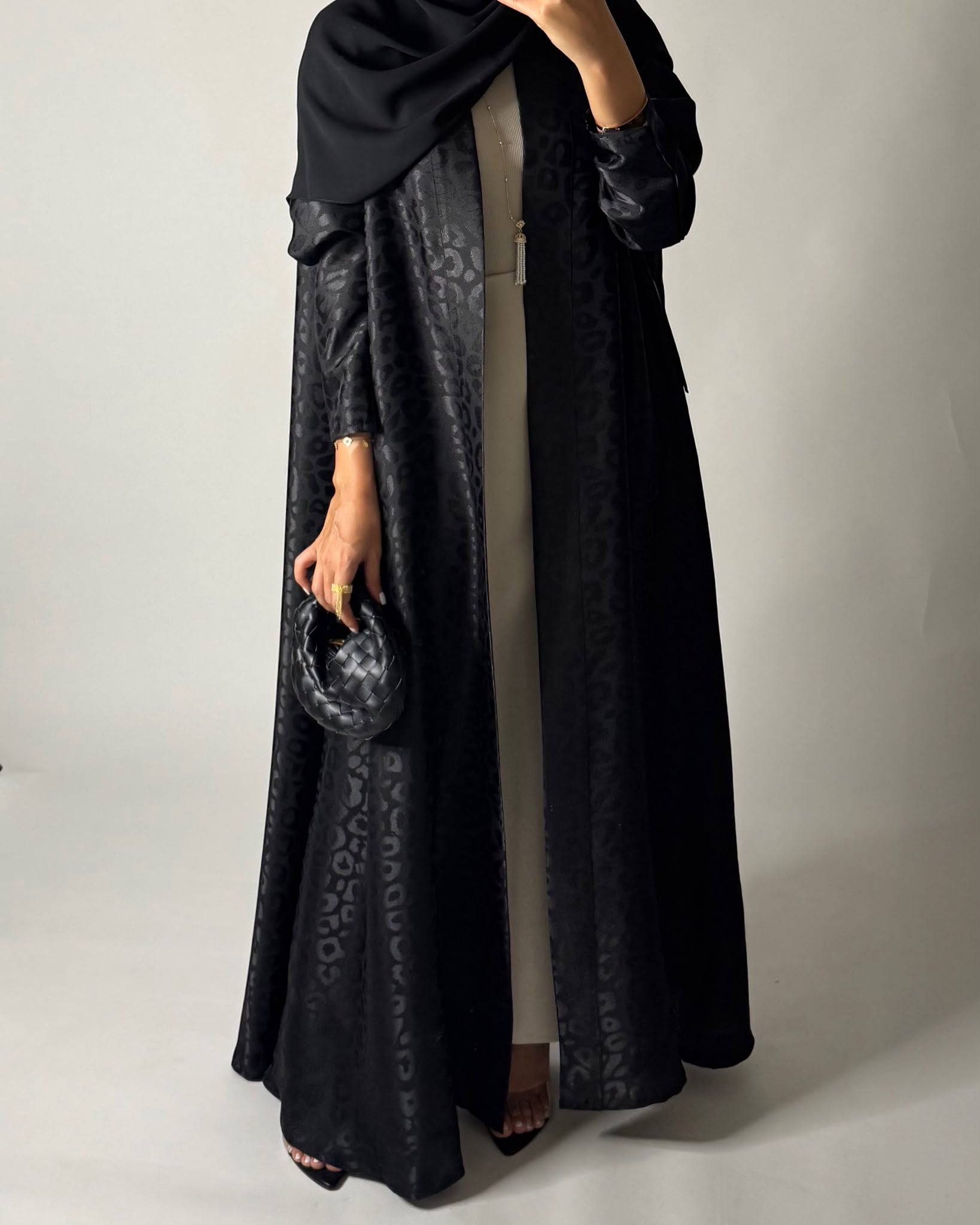 A673 - Black Leopard Pattern A-CUT Wrap Abaya & Head Scarf