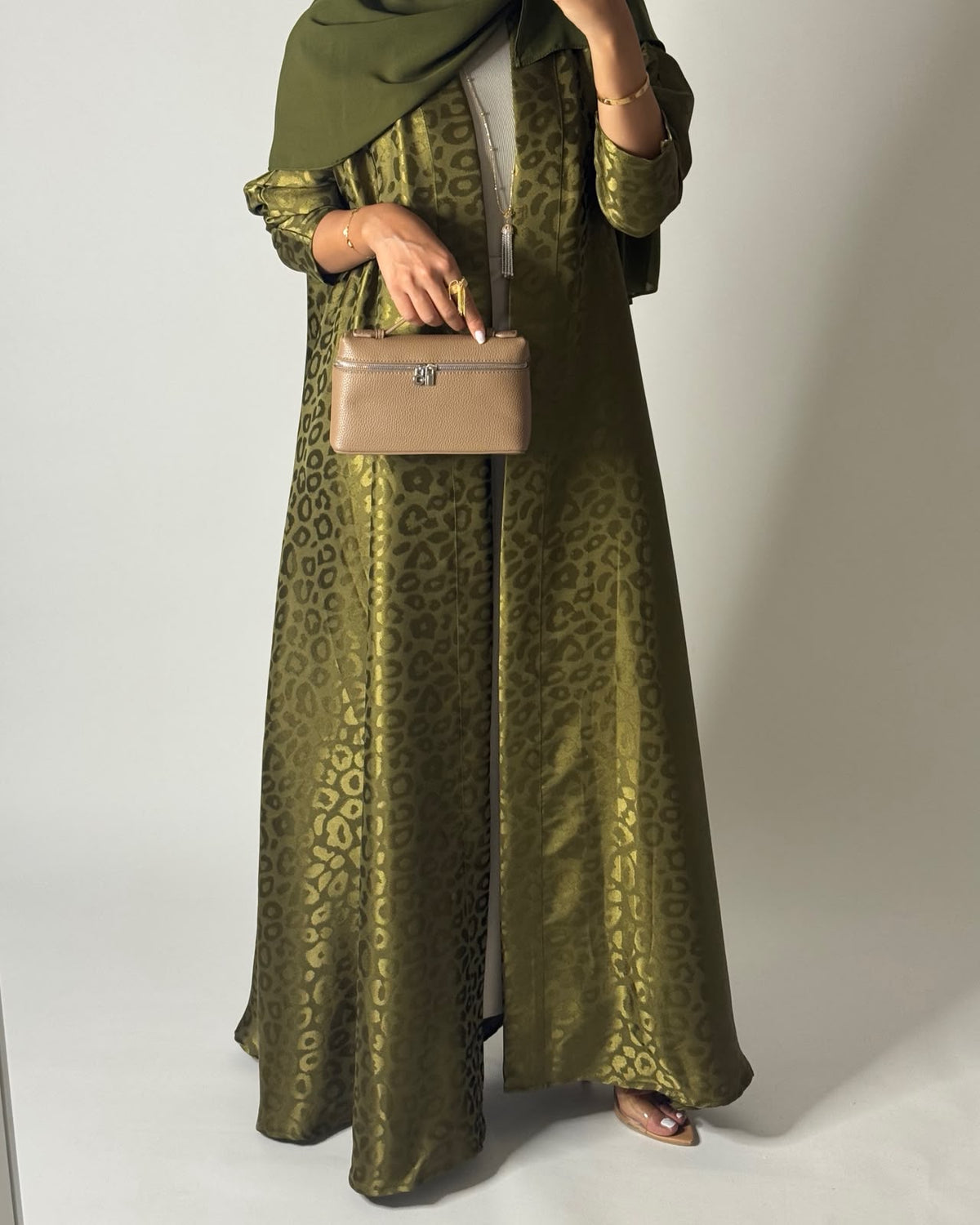 A674 - Green Leopard Pattern A-CUT Wrap Abaya & Head Scarf