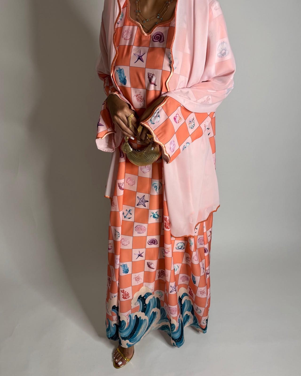 A681 - Pink & Peach Waves Checkered Jalabiya & Matching Head Scarf