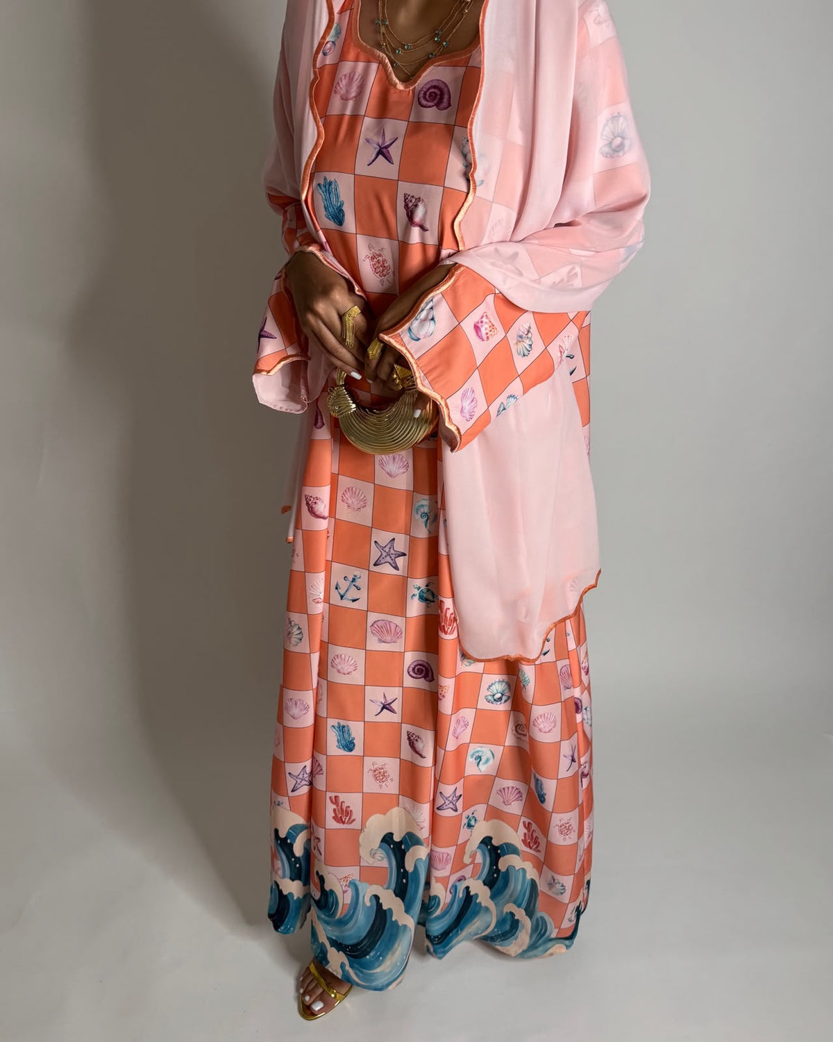A681 - Pink & Peach Waves Checkered Jalabiya & Matching Head Scarf