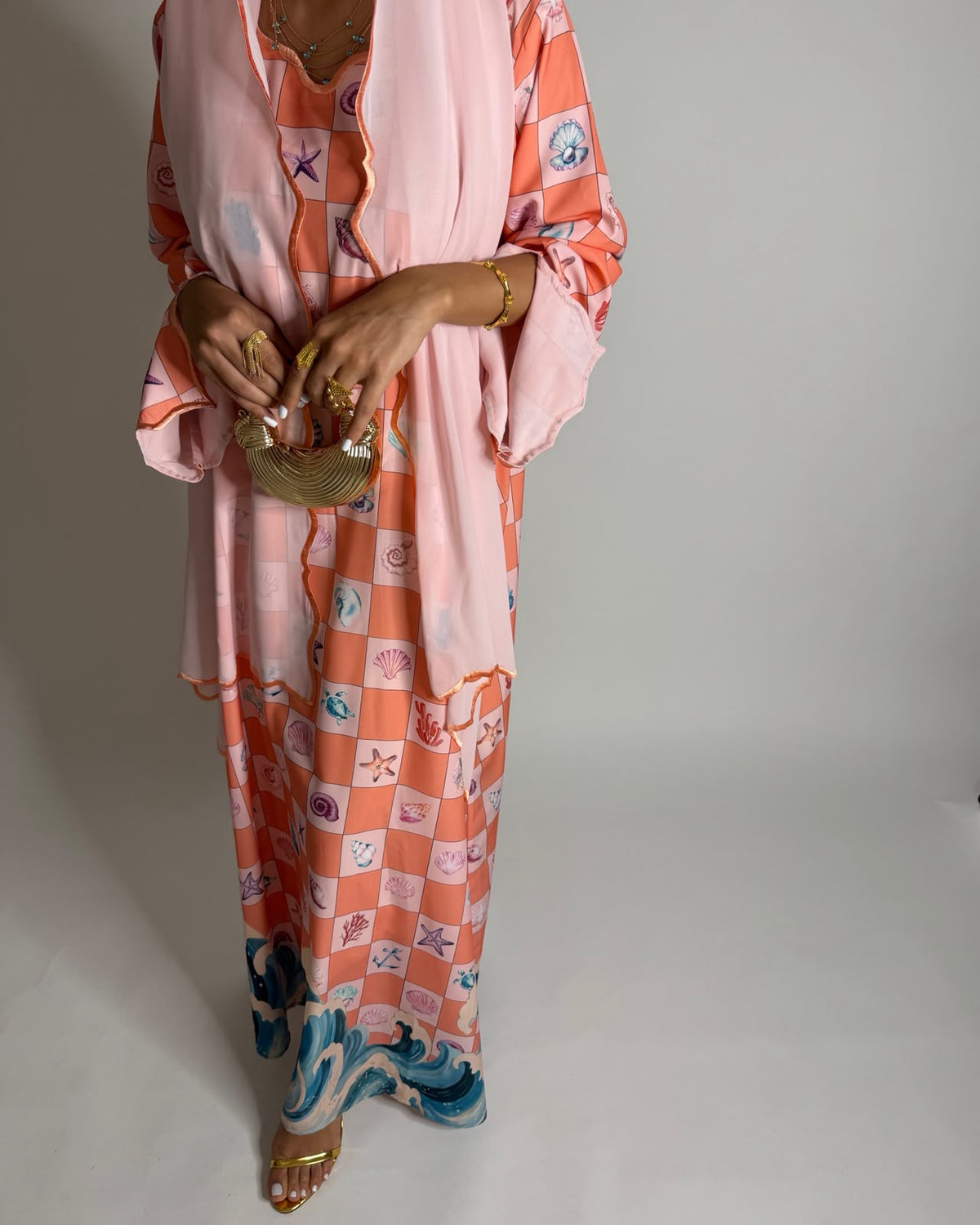 A681 - Pink & Peach Waves Checkered Jalabiya & Matching Head Scarf